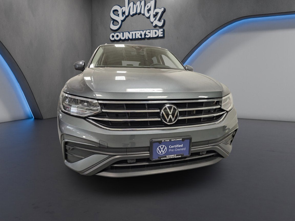 2023 Volkswagen Tiguan SE w/3rd Row Seat