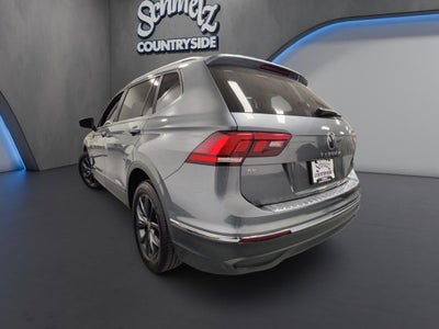 2023 Volkswagen Tiguan SE w/3rd Row Seat