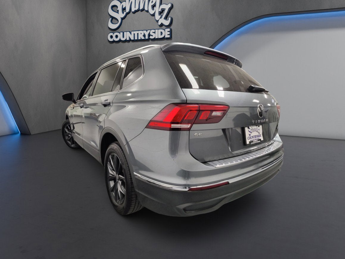 2023 Volkswagen Tiguan SE w/3rd Row Seat