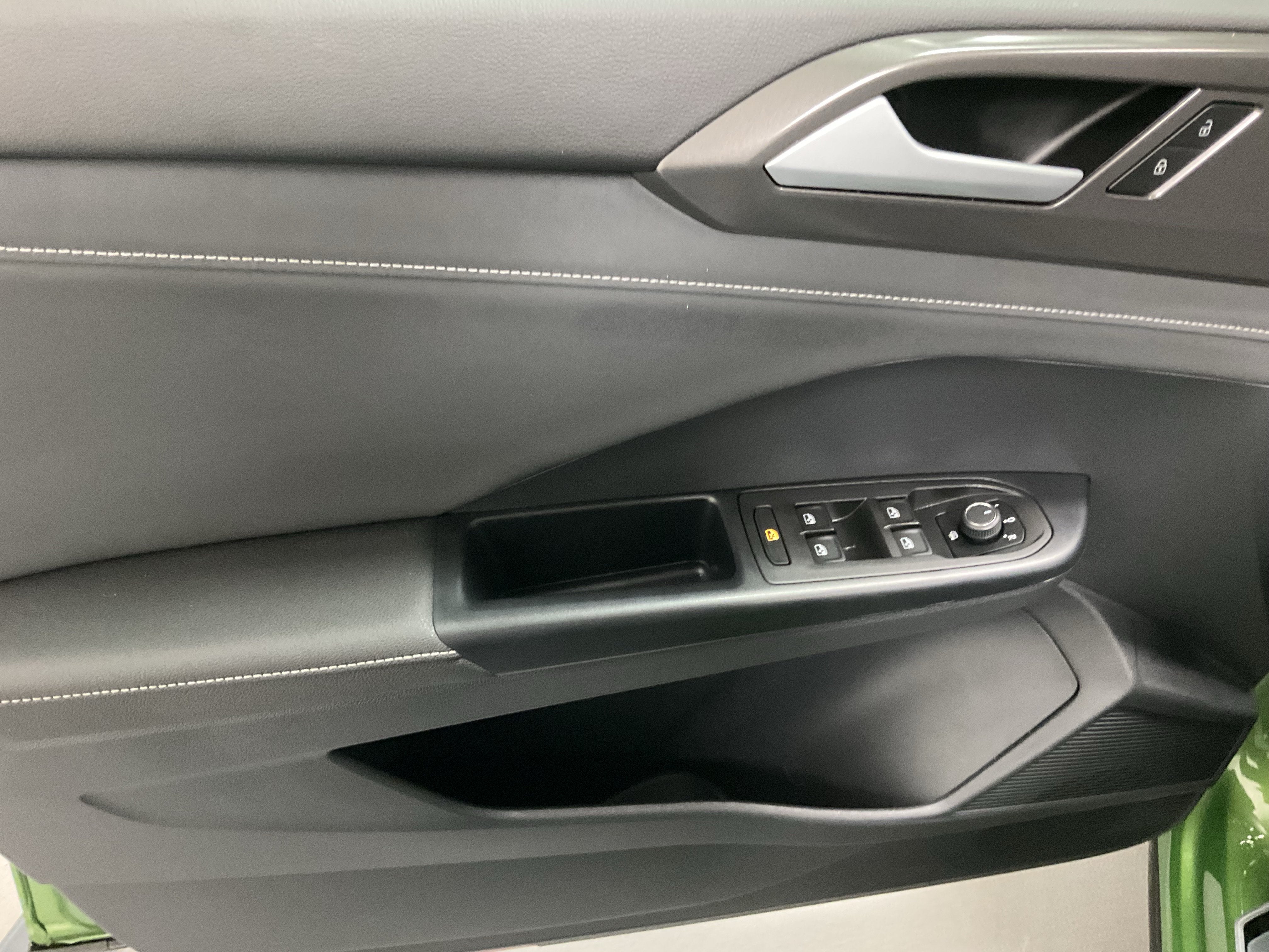 2026 Volkswagen Taos SE BlackEdt w/Sunroof