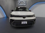 2025 Volkswagen Taos SE Black Edition w/Sunroof