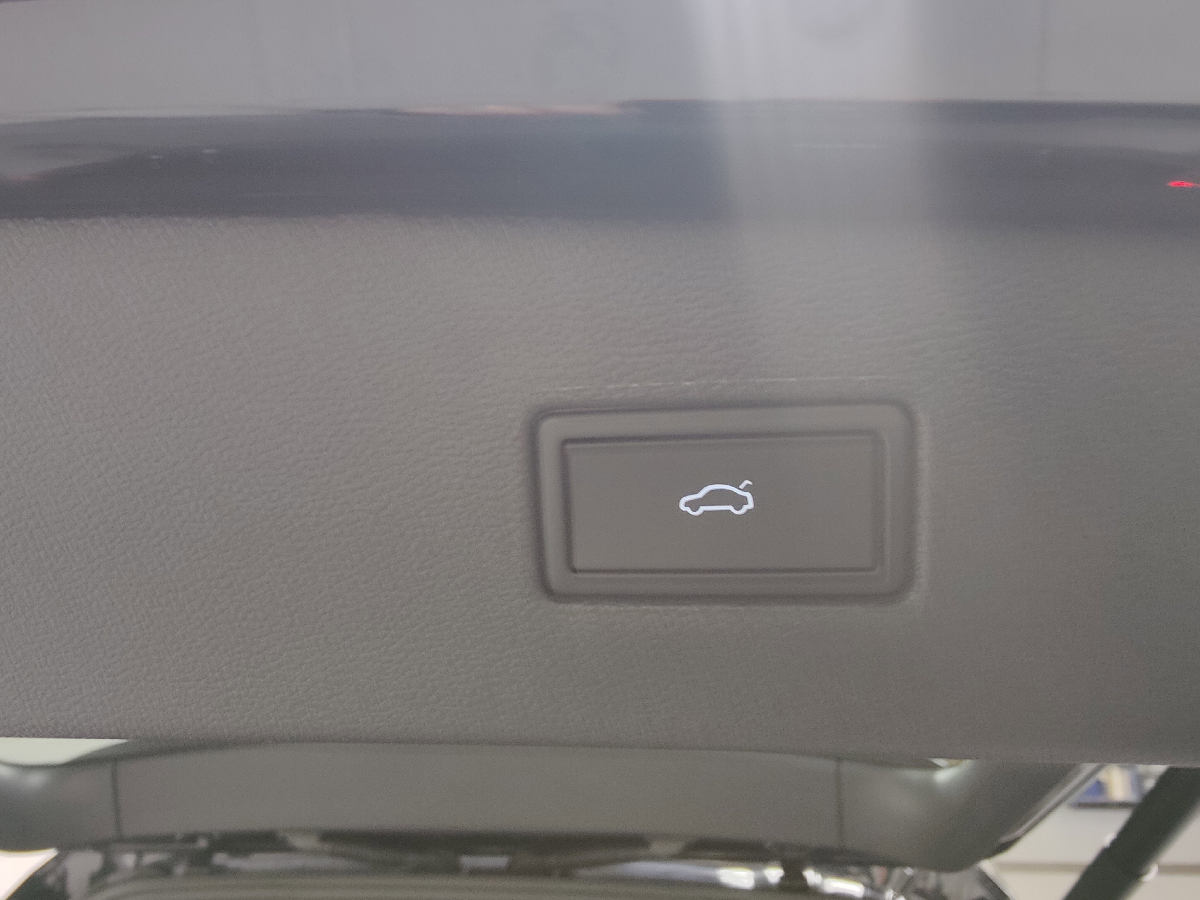 2024 Volkswagen Tiguan SEL R-Line AWD w/Sunroof/Nav