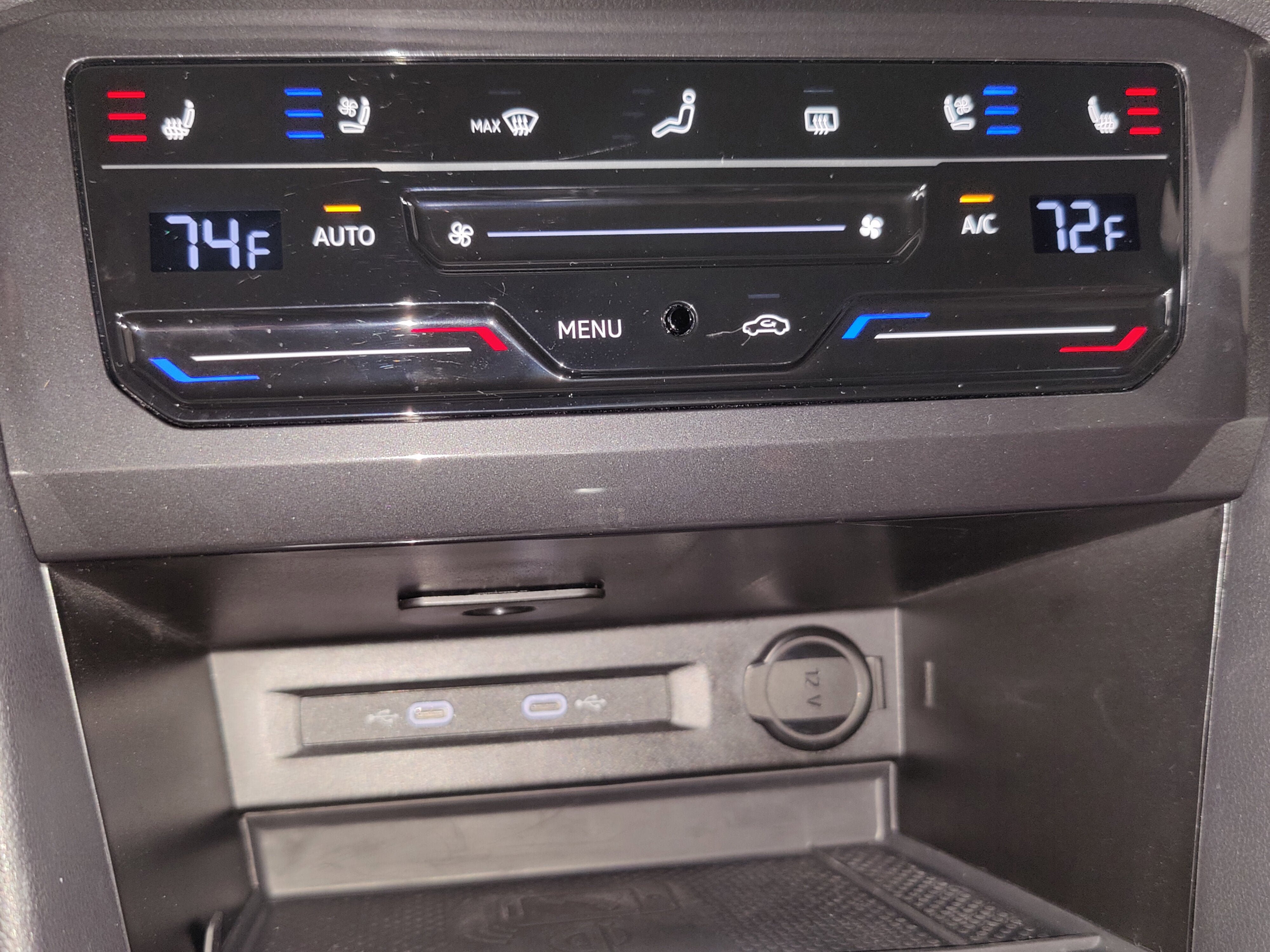 2024 Volkswagen Tiguan SEL R-Line AWD w/Sunroof/Nav