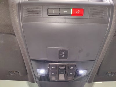 2024 Volkswagen Tiguan SEL R-Line AWD w/Sunroof/Nav