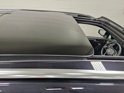 2024 Volkswagen Tiguan SEL R-Line AWD w/Sunroof/Nav