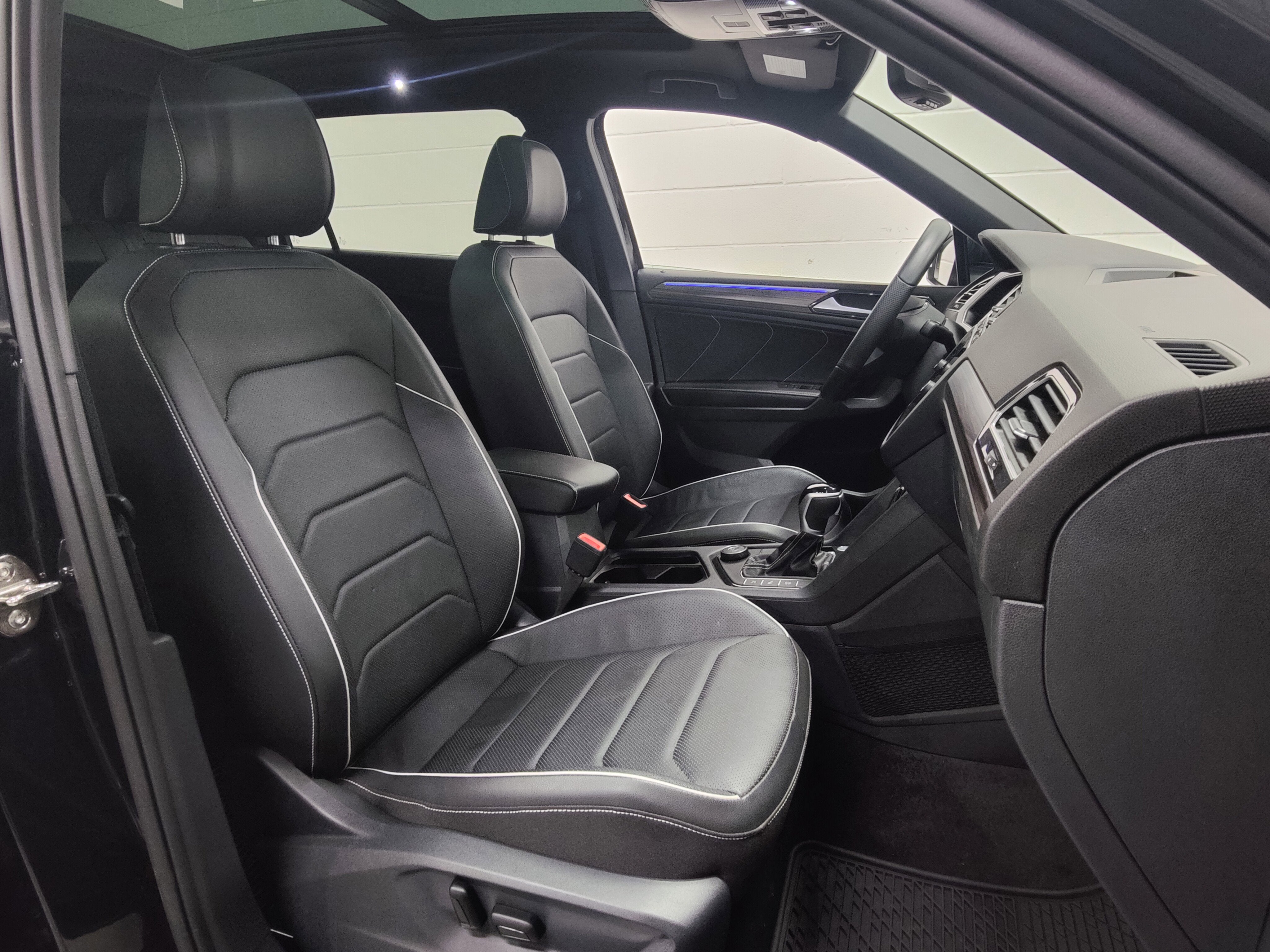 2024 Volkswagen Tiguan AWD SEL R-Line w/Sunroof/Nav