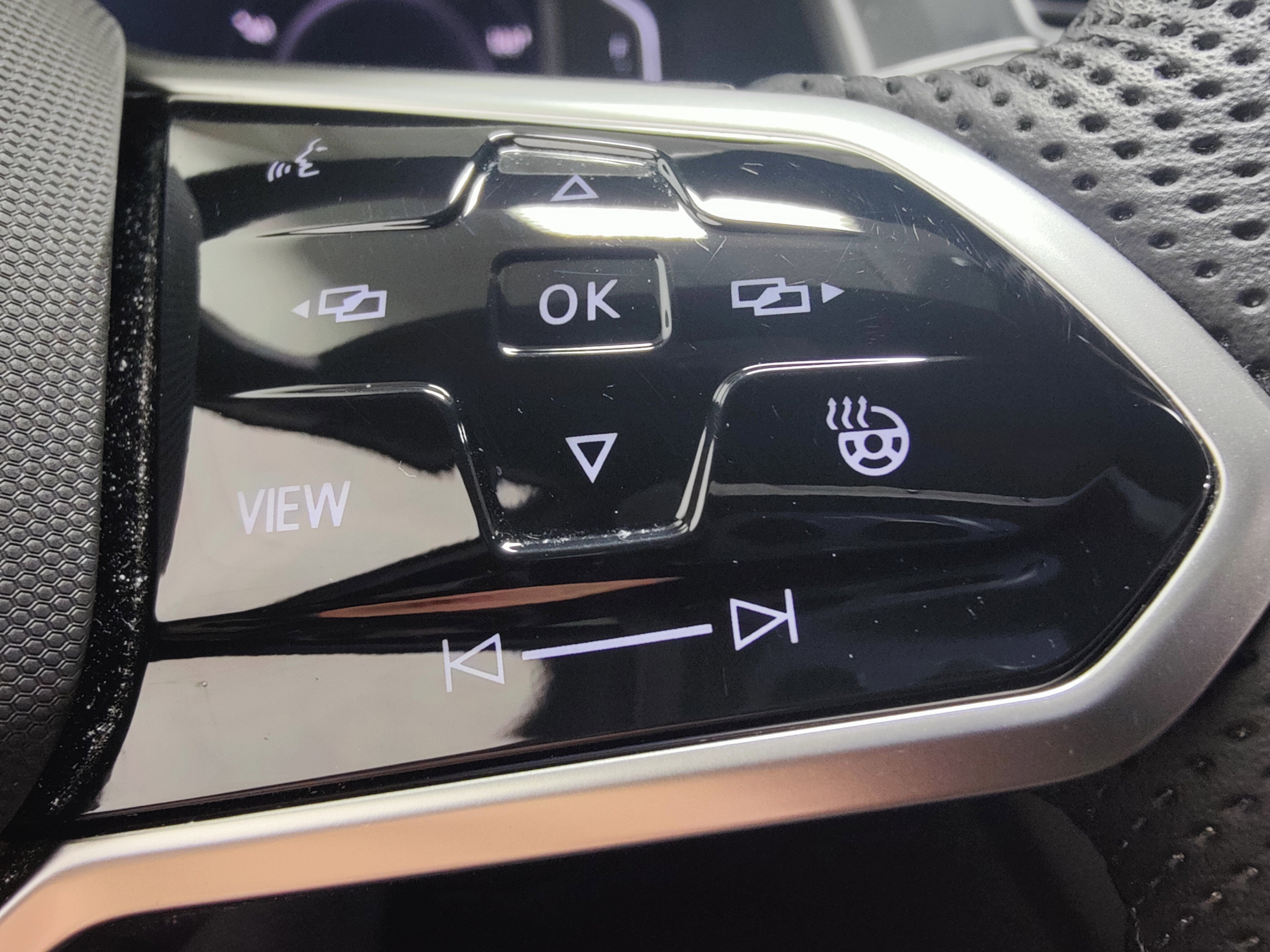 2024 Volkswagen Tiguan AWD SEL R-Line w/Sunroof/Nav