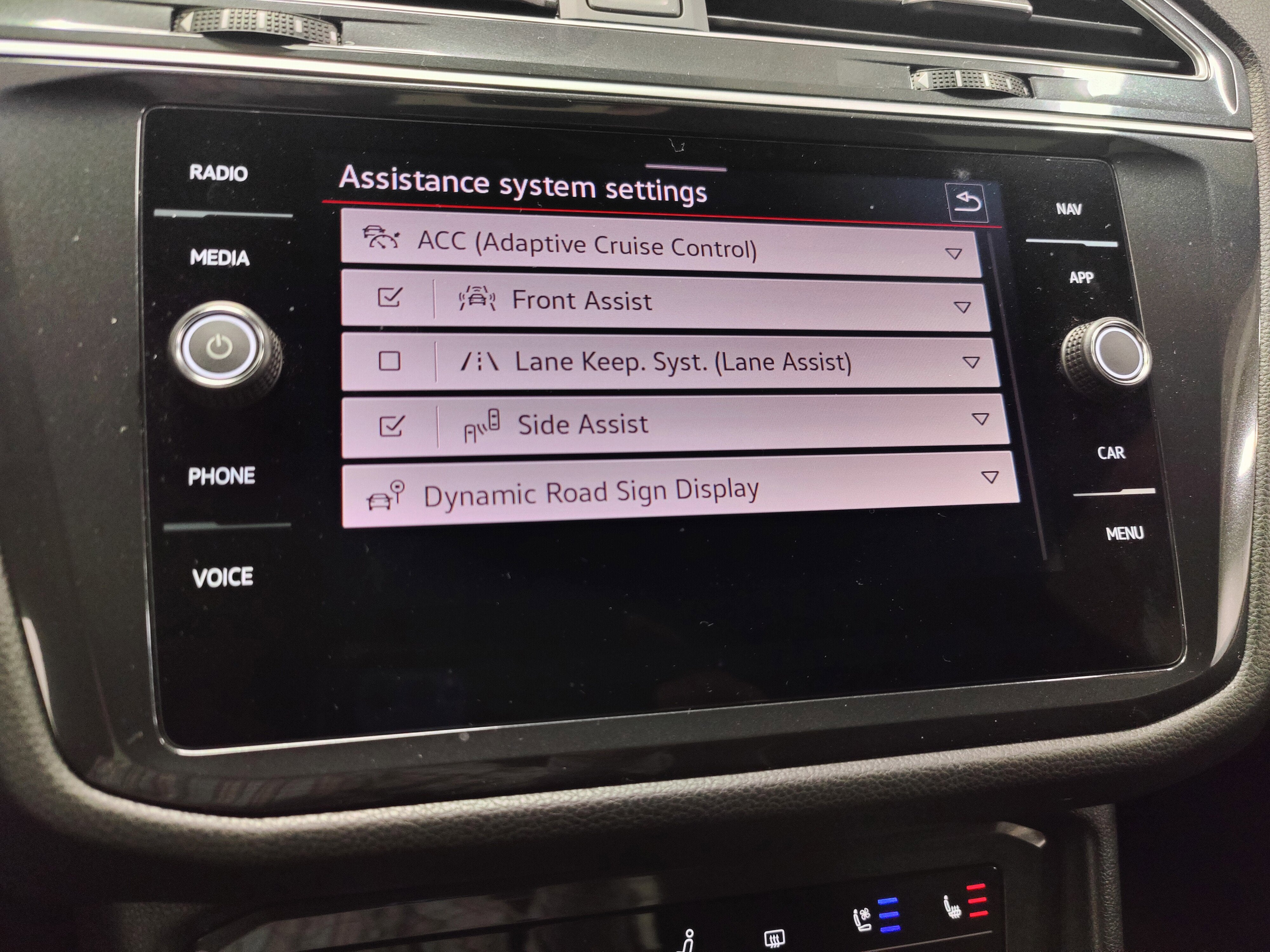 2024 Volkswagen Tiguan AWD SEL R-Line w/Sunroof/Nav