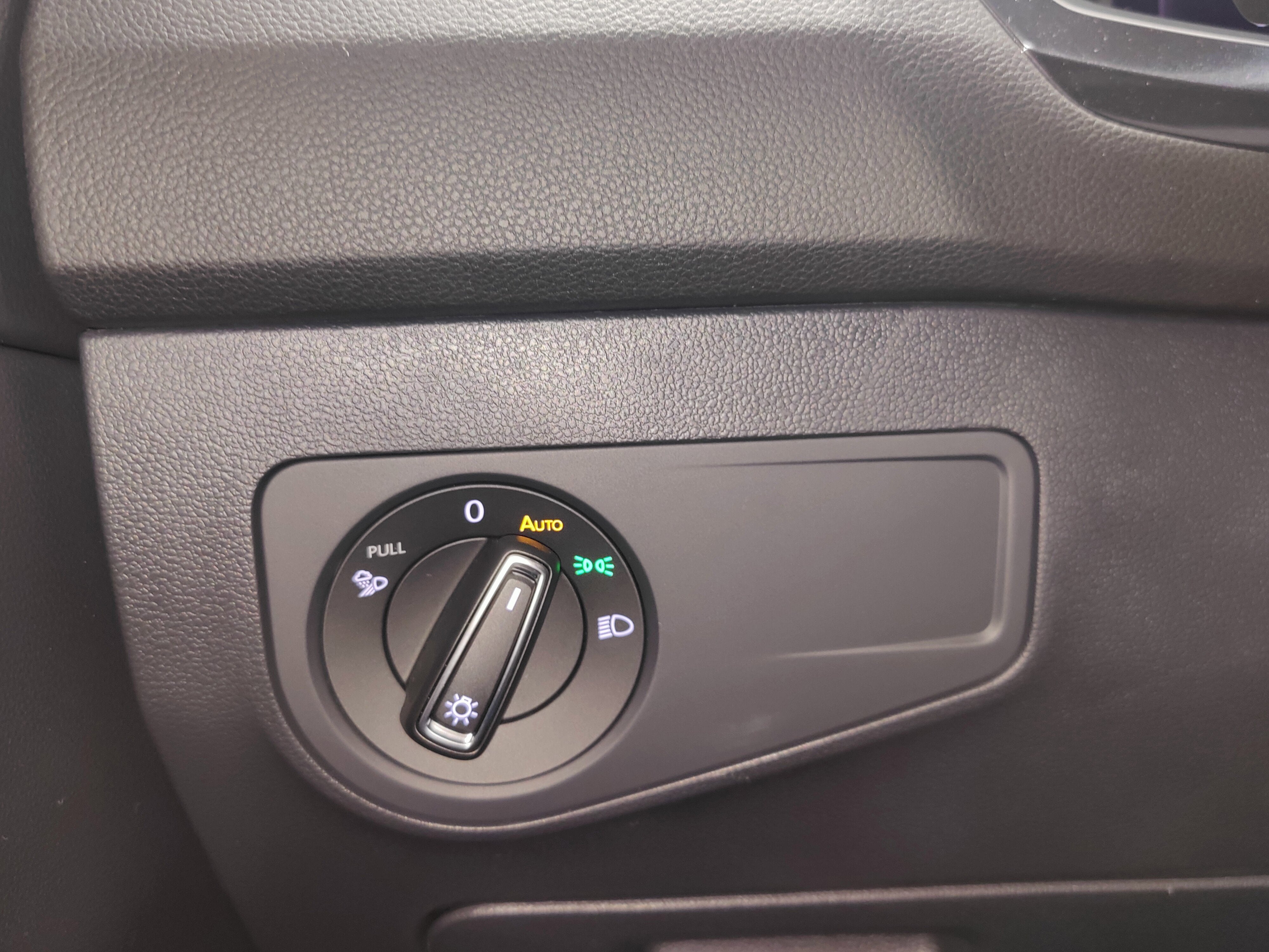 2024 Volkswagen Tiguan AWD SEL R-Line w/Sunroof/Nav