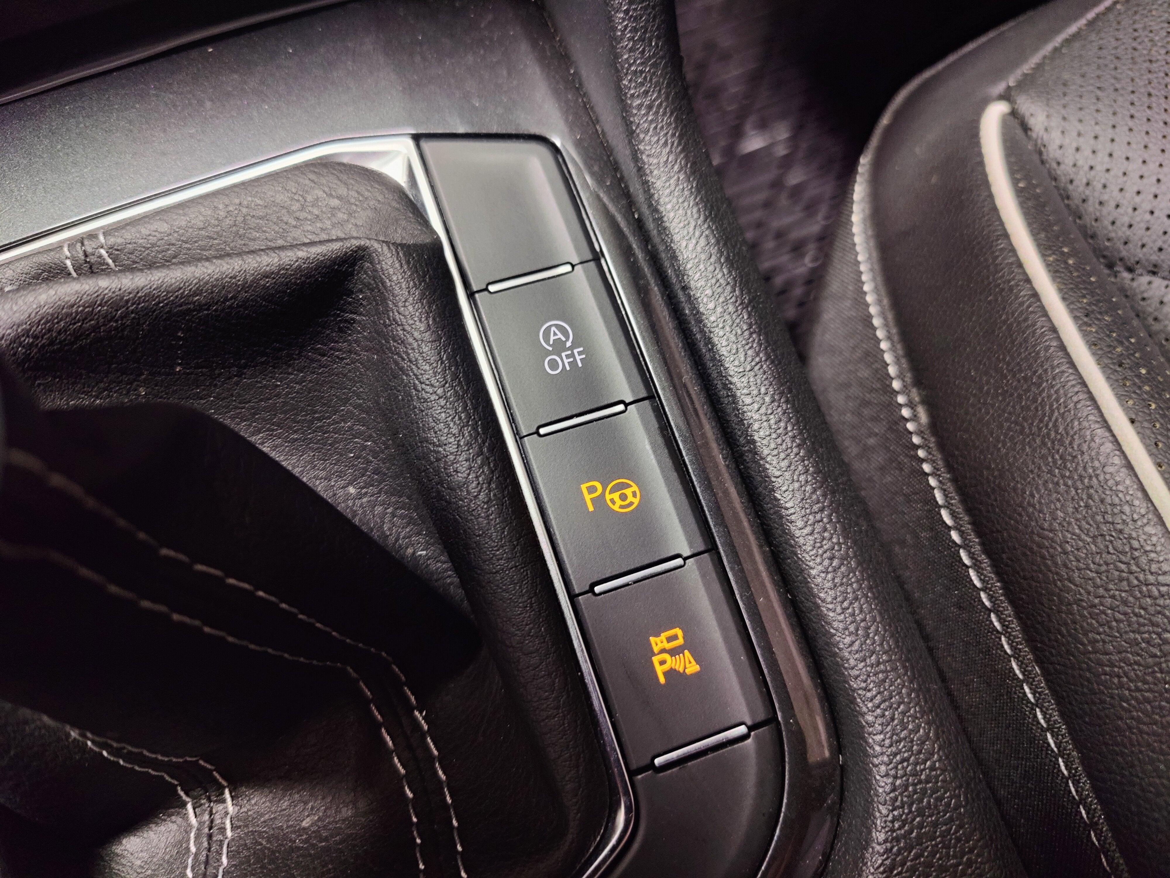 2024 Volkswagen Tiguan AWD SEL R-Line w/Sunroof/Nav