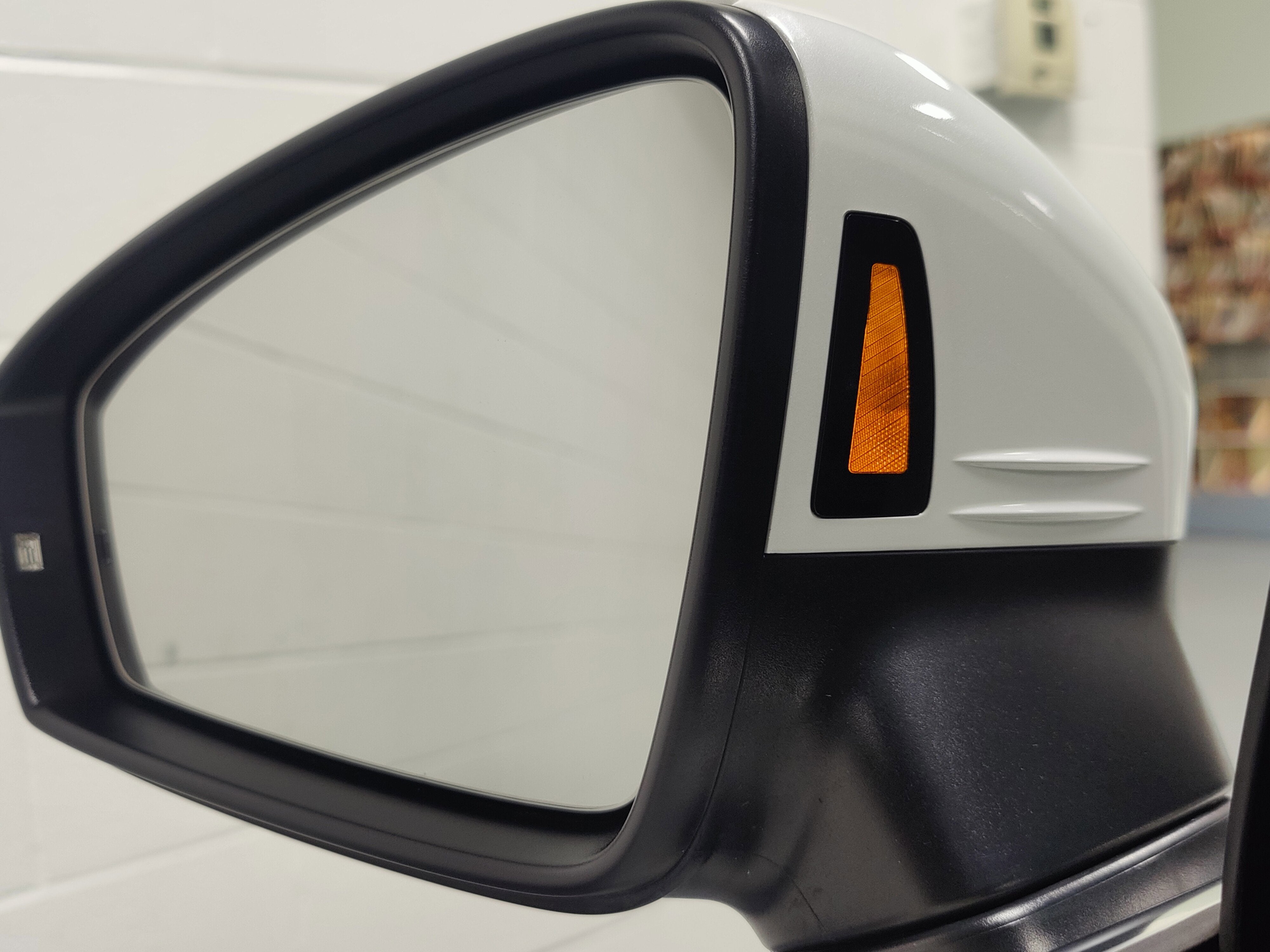 2024 Volkswagen Tiguan AWD SEL R-Line w/Sunroof/Nav