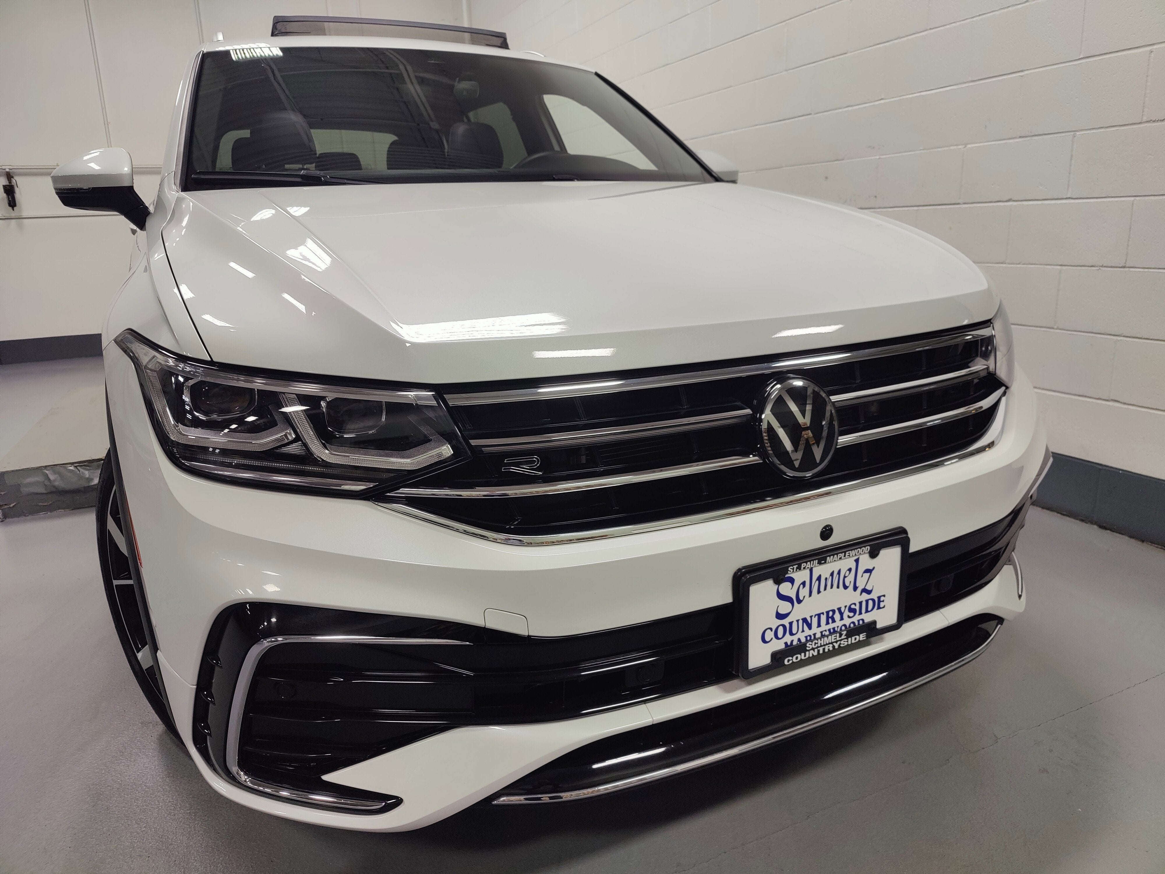 2024 Volkswagen Tiguan AWD SEL R-Line w/Sunroof/Nav