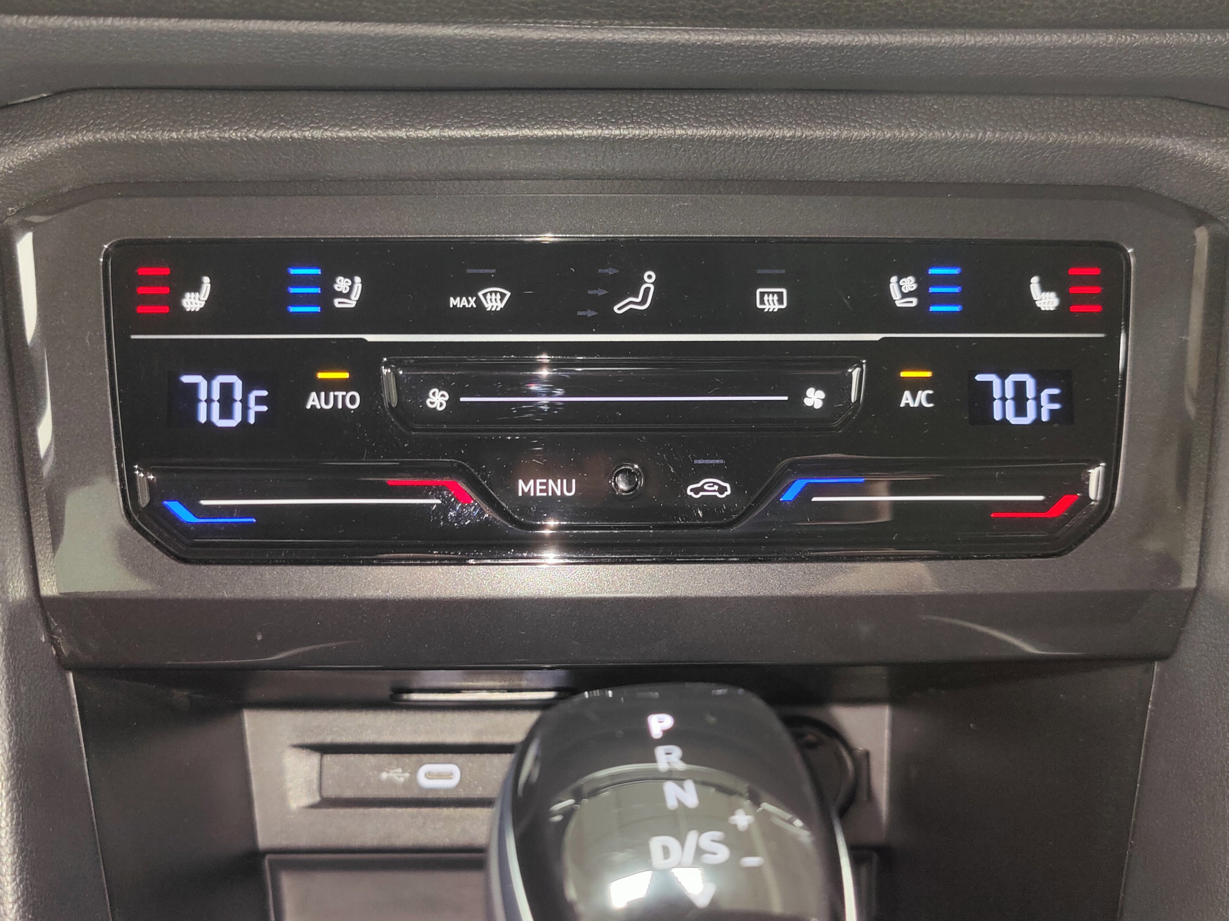 2024 Volkswagen Tiguan AWD SEL R-Line w/Sunroof/Nav