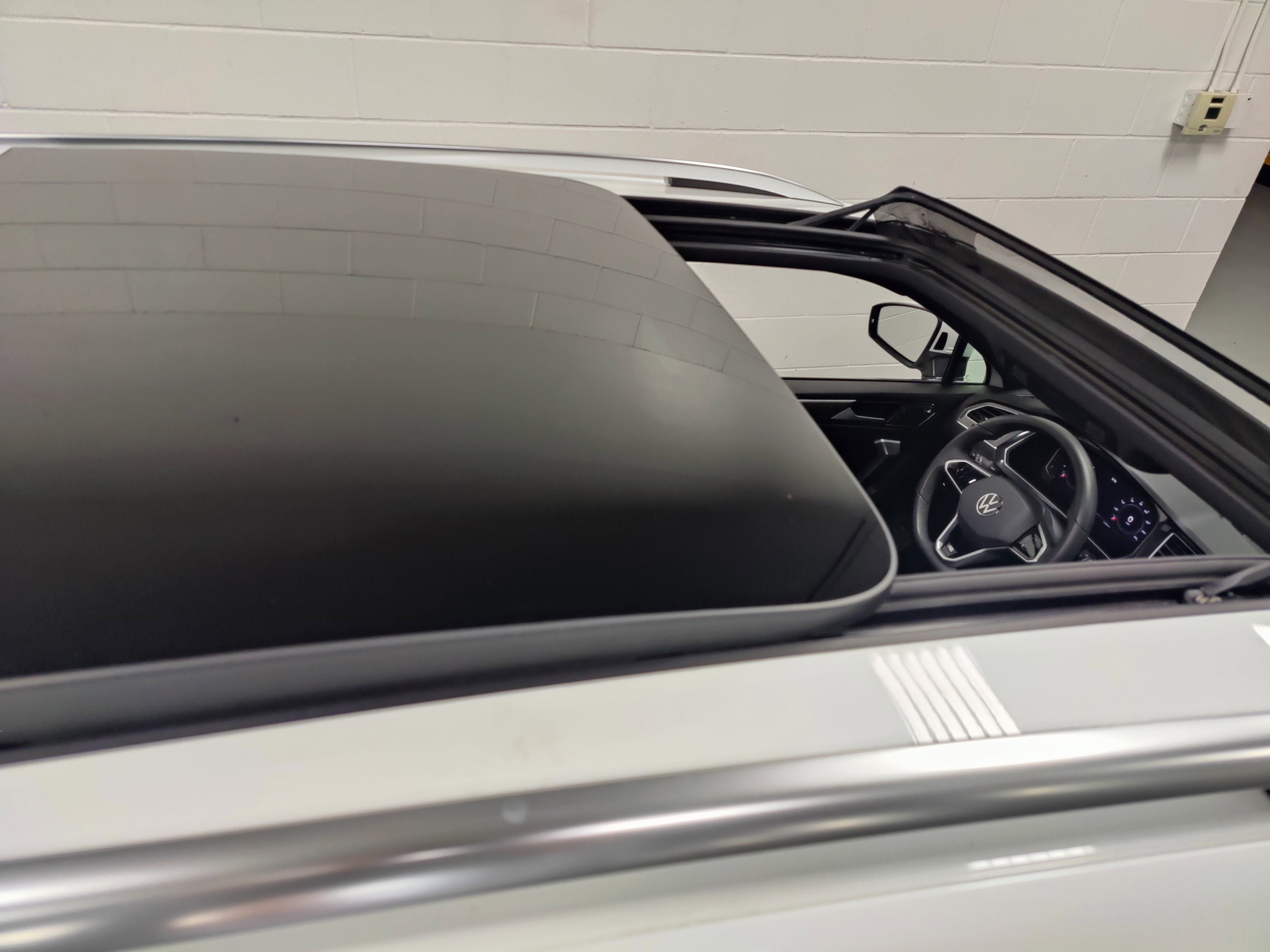 2024 Volkswagen Tiguan AWD SEL R-Line w/Sunroof/Nav