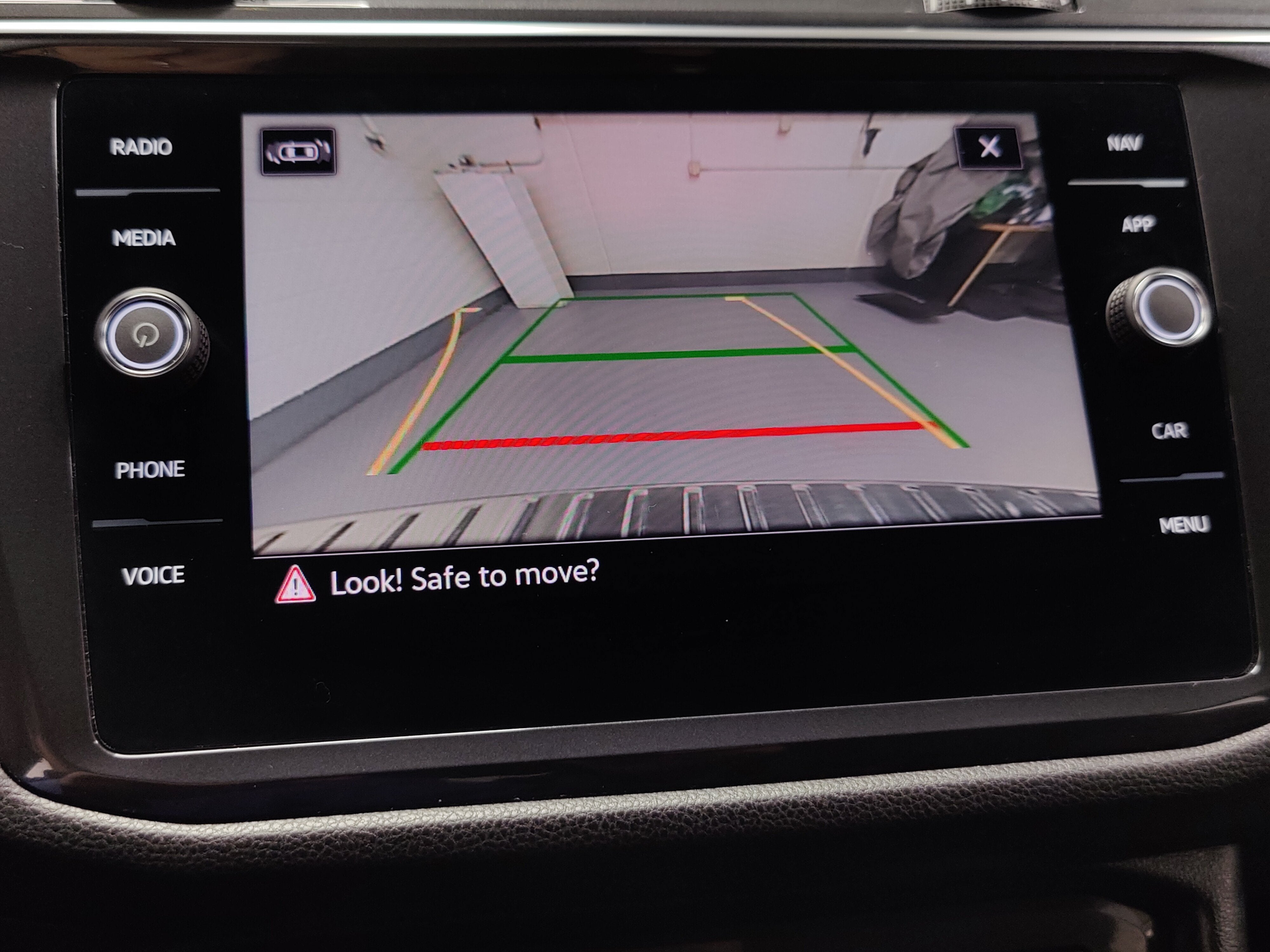 2023 Volkswagen Tiguan SEL Premium AWD R-Line w/Sunroof & Nav