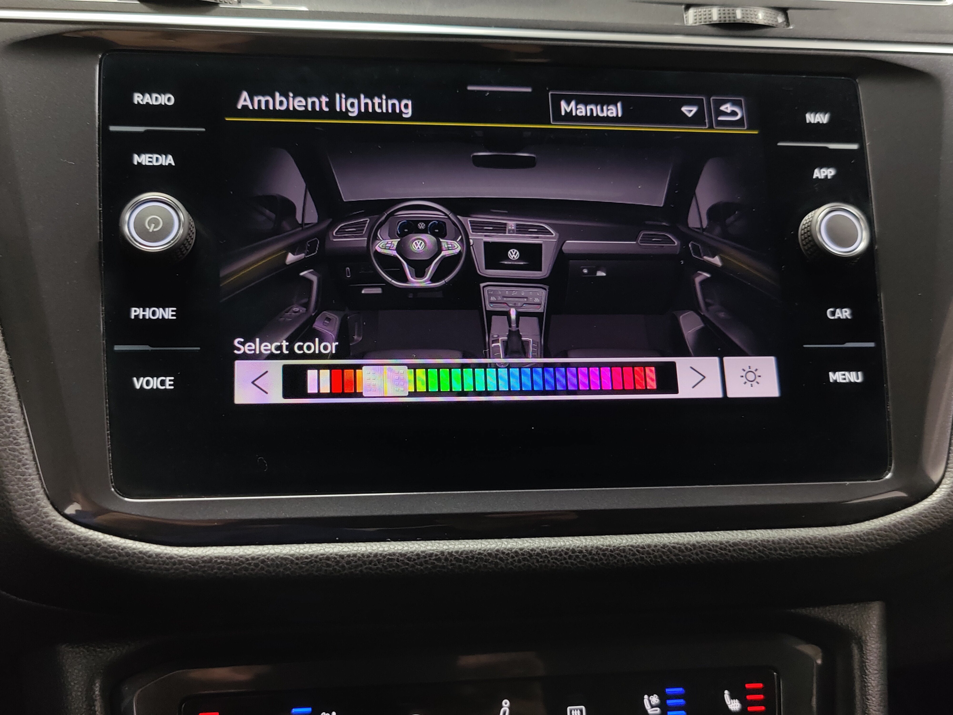 2023 Volkswagen Tiguan SEL Premium AWD R-Line w/Sunroof & Nav
