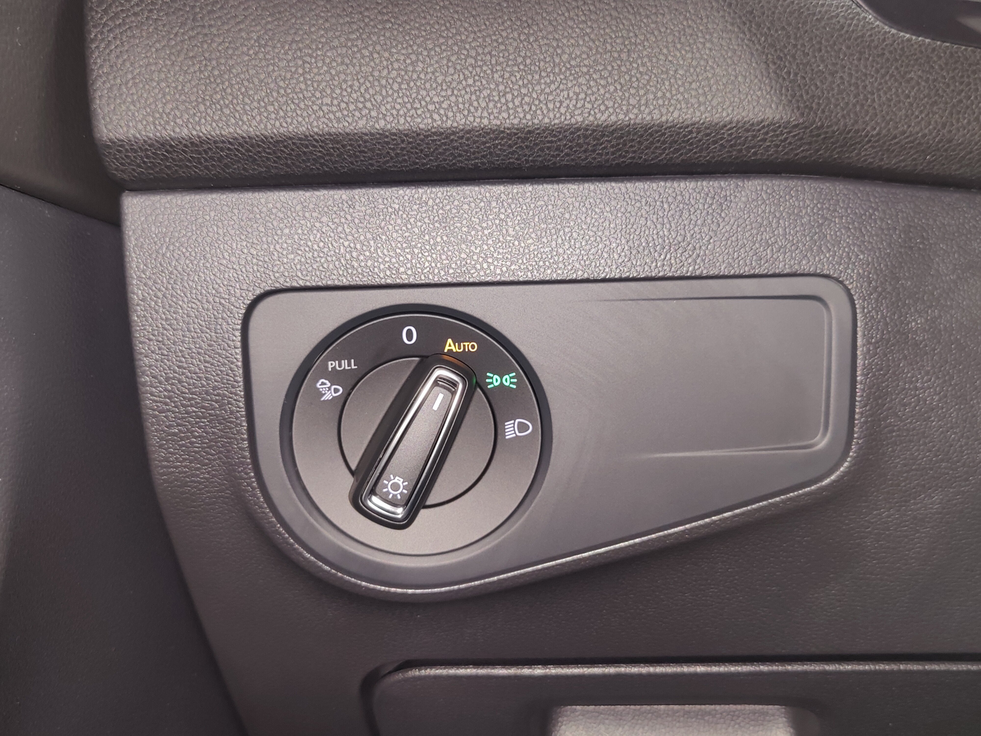 2023 Volkswagen Tiguan SEL Premium AWD R-Line w/Sunroof & Nav