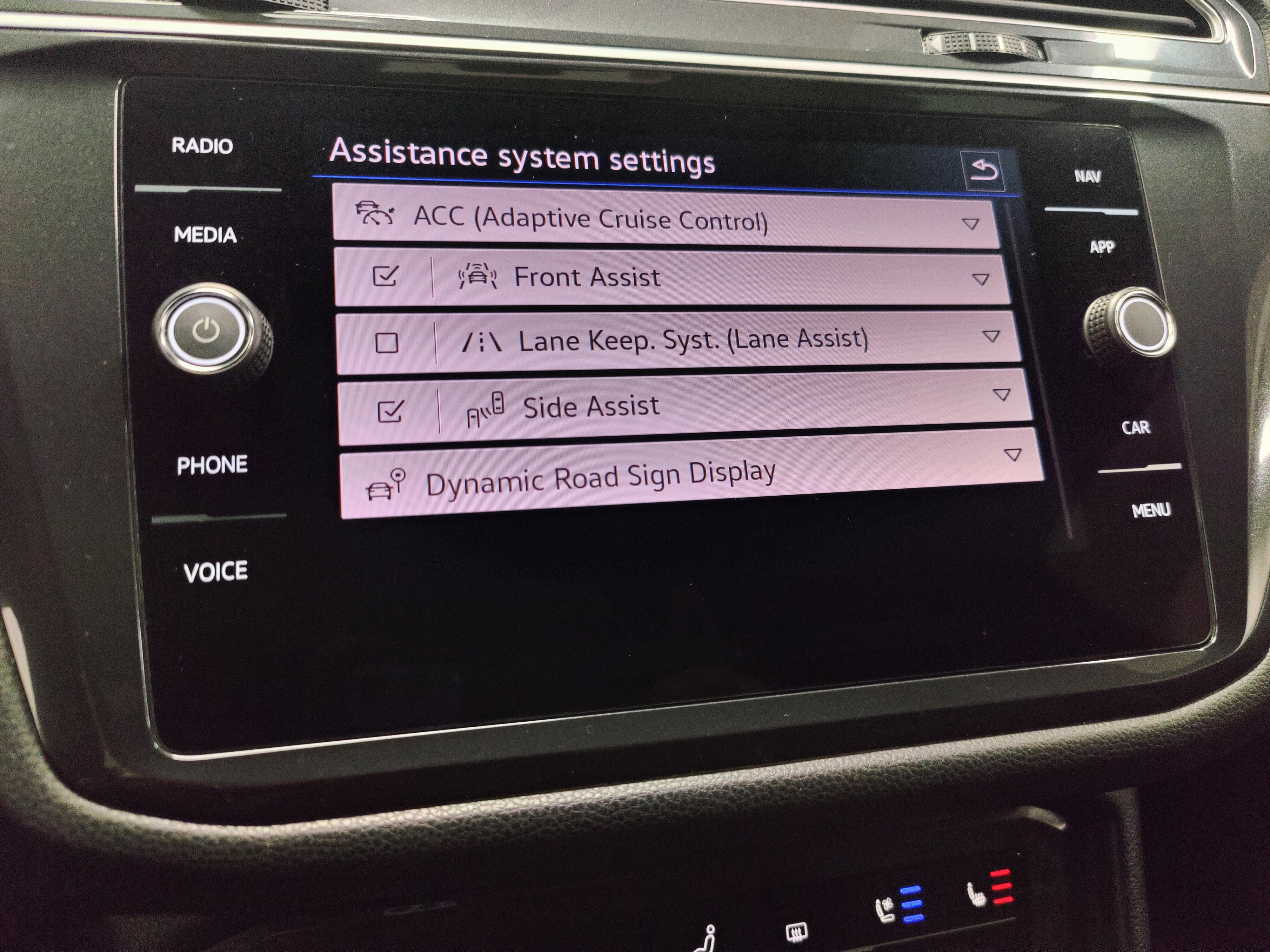 2024 Volkswagen Tiguan AWD SEL R-Line w/Sunroof/Nav