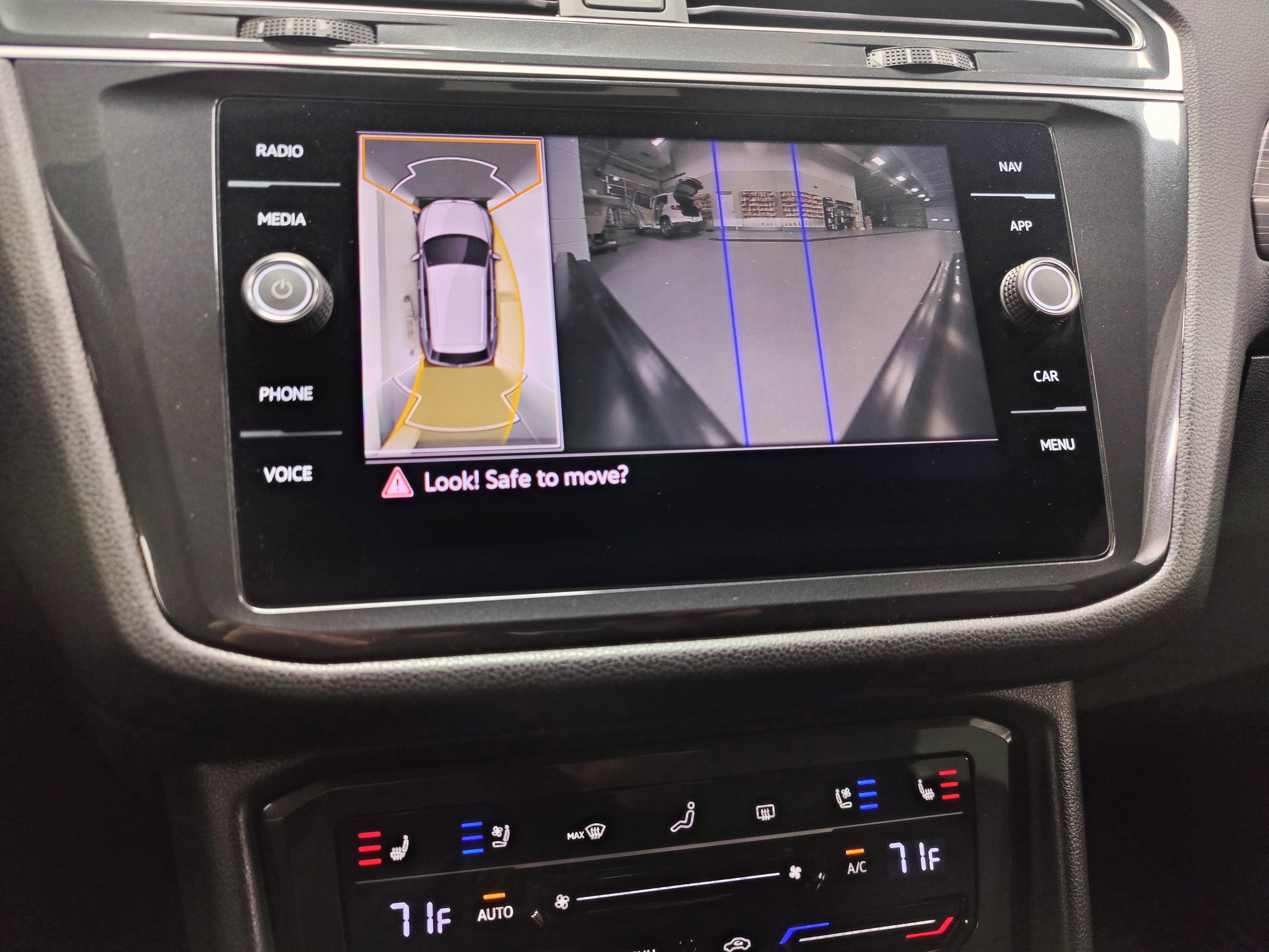 2024 Volkswagen Tiguan AWD SEL R-Line w/Sunroof/Nav