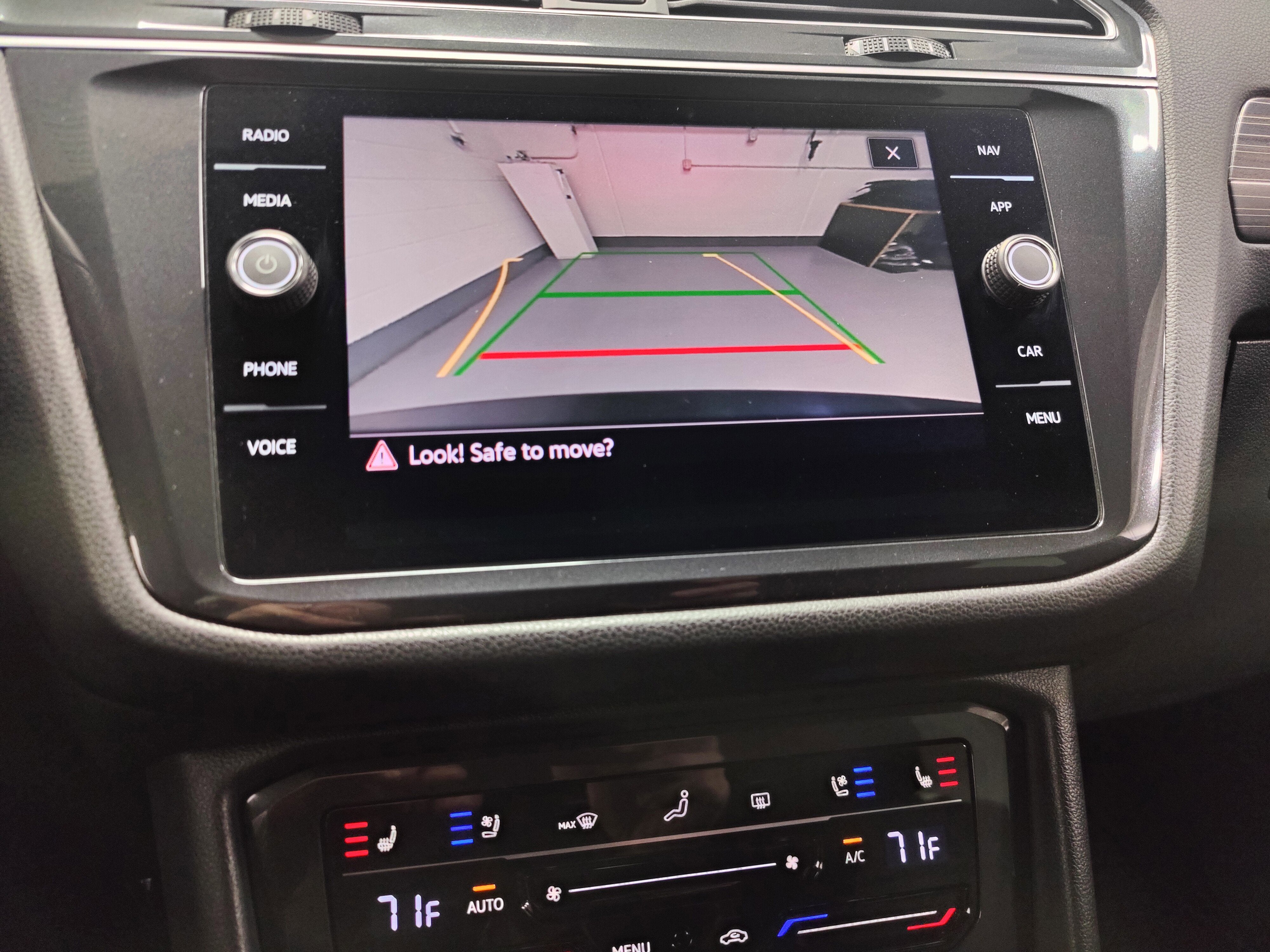 2024 Volkswagen Tiguan AWD SEL R-Line w/Sunroof/Nav