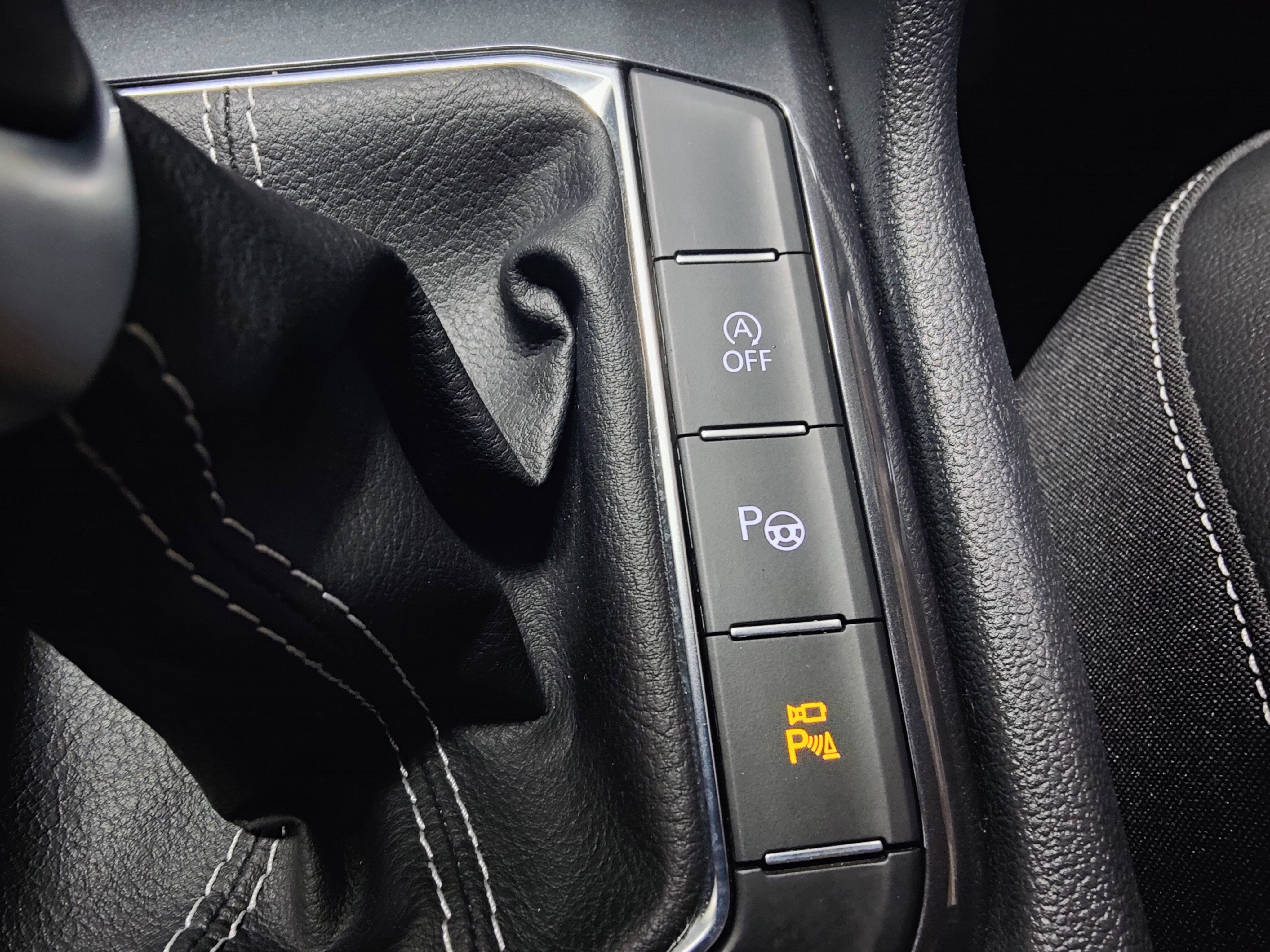 2024 Volkswagen Tiguan AWD SEL R-Line w/Sunroof/Nav