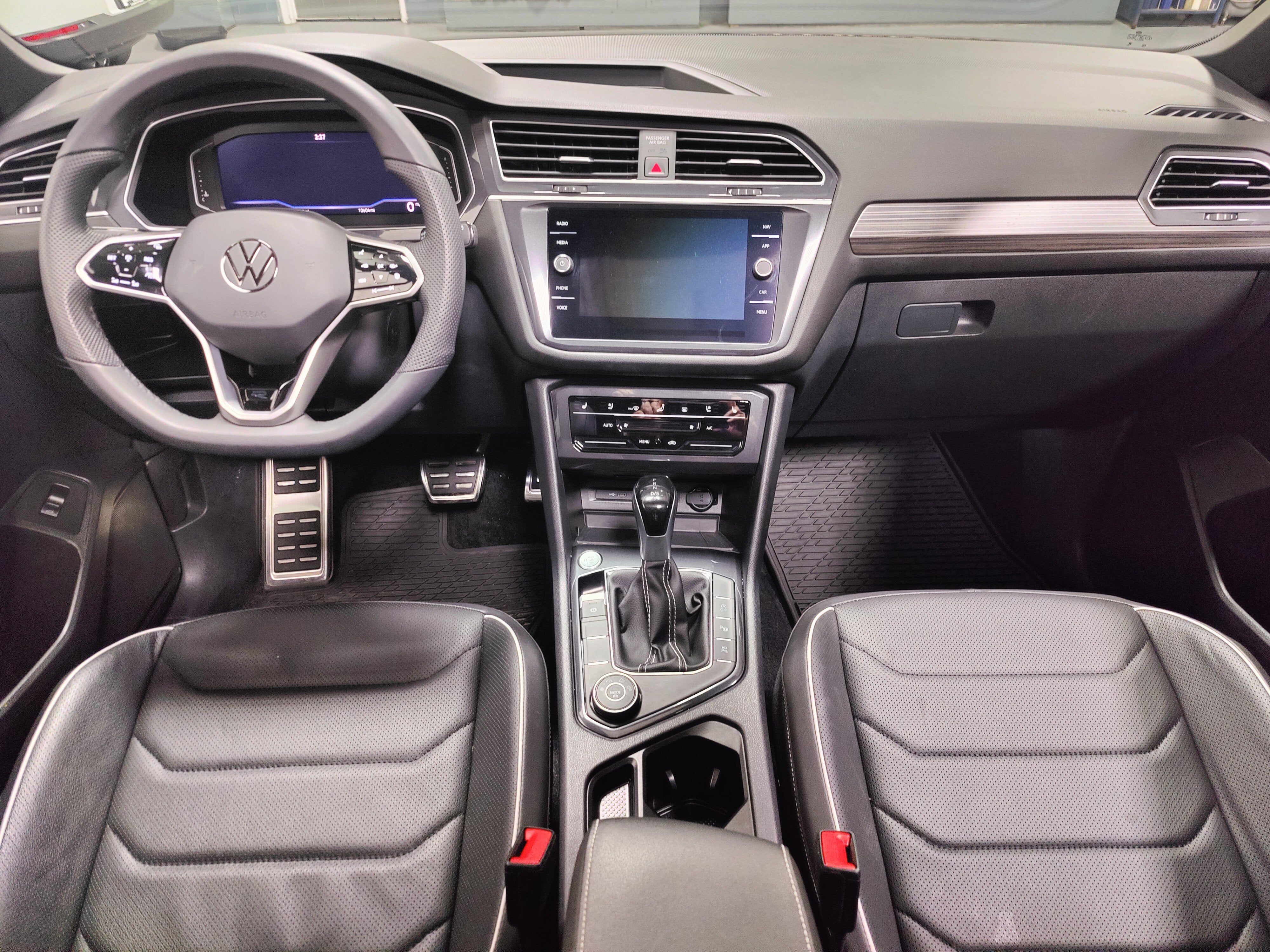 2024 Volkswagen Tiguan AWD SEL R-Line w/Sunroof/Nav