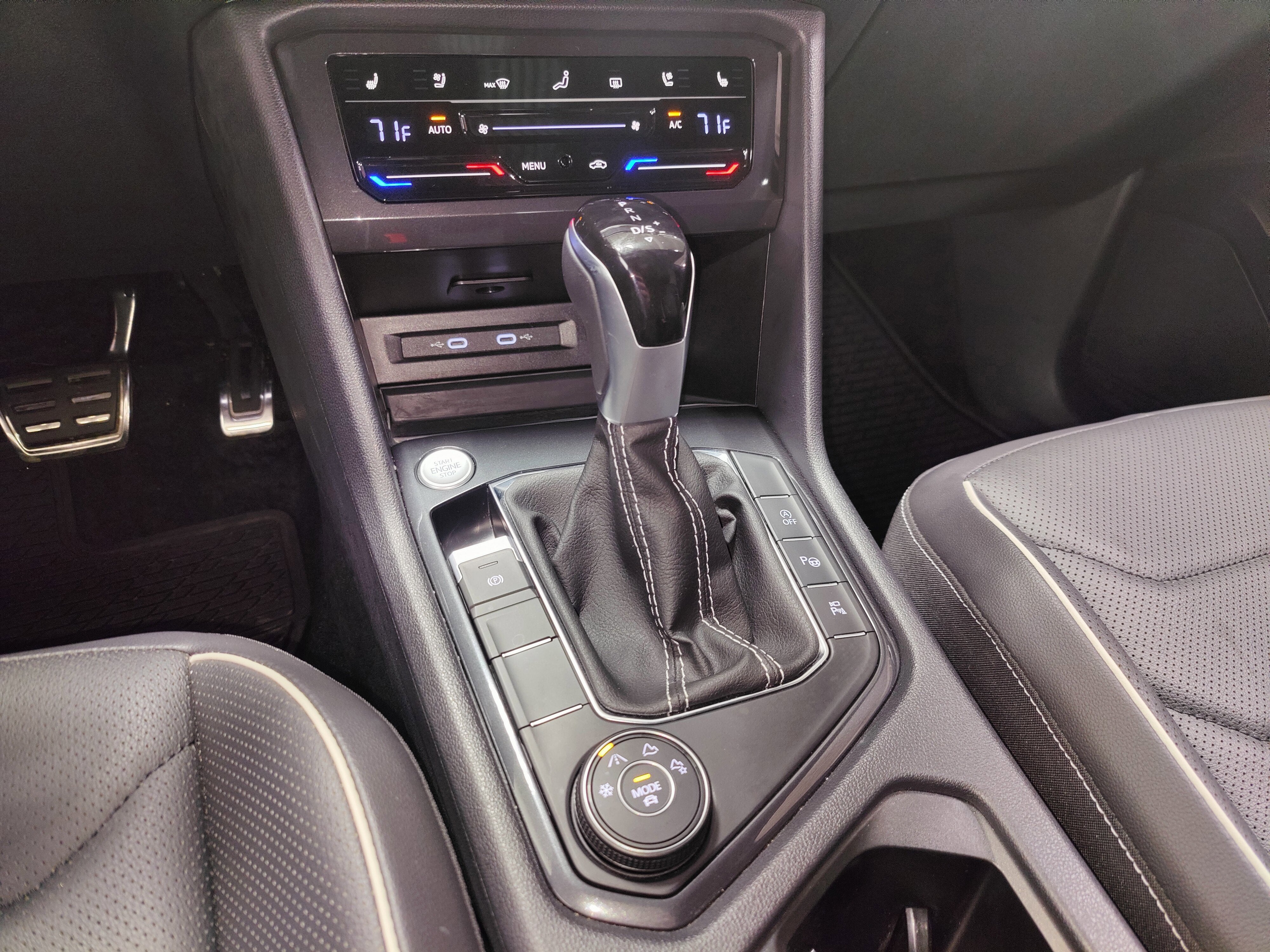 2024 Volkswagen Tiguan AWD SEL R-Line w/Sunroof/Nav