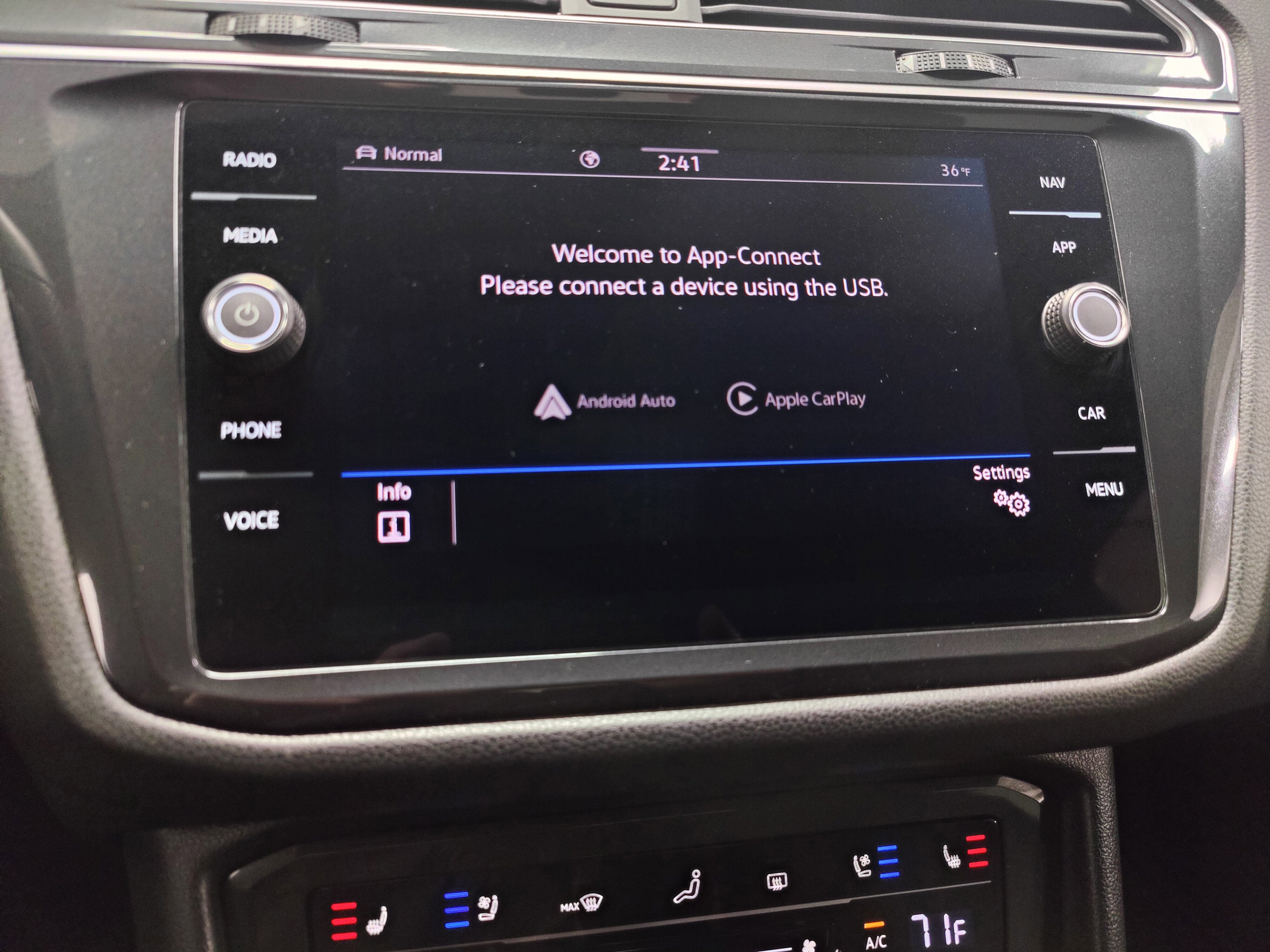 2024 Volkswagen Tiguan AWD SEL R-Line w/Sunroof/Nav