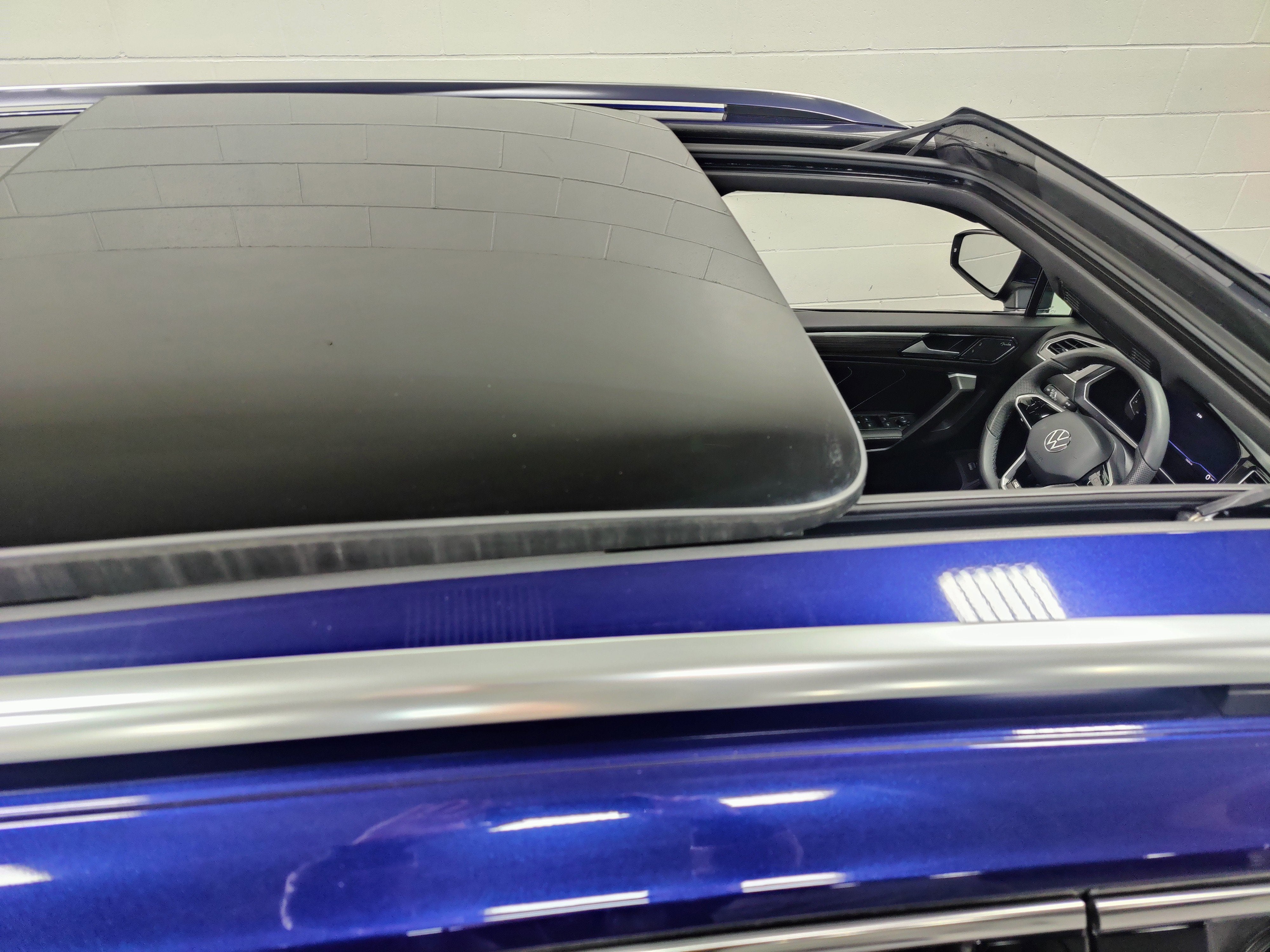 2024 Volkswagen Tiguan AWD SEL R-Line w/Sunroof/Nav