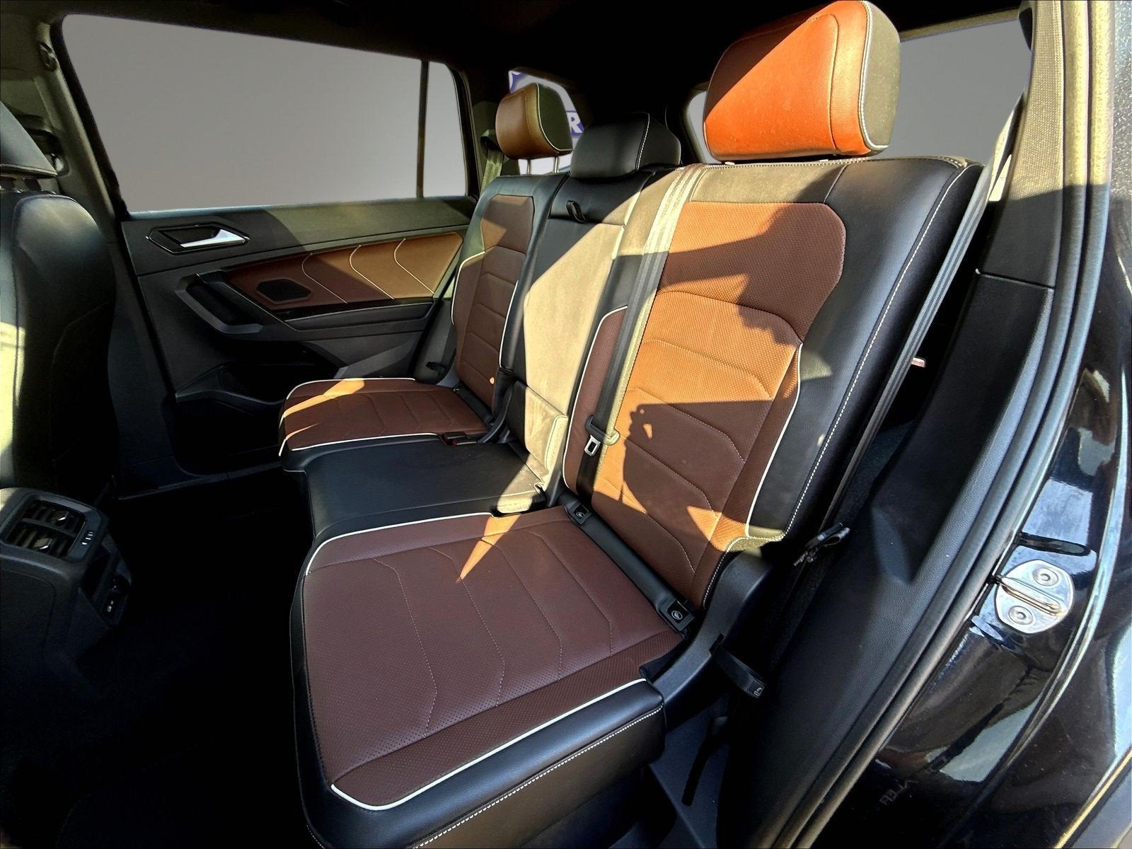 2024 Volkswagen Tiguan SEL R-Line AWD w/Sunroof/Nav