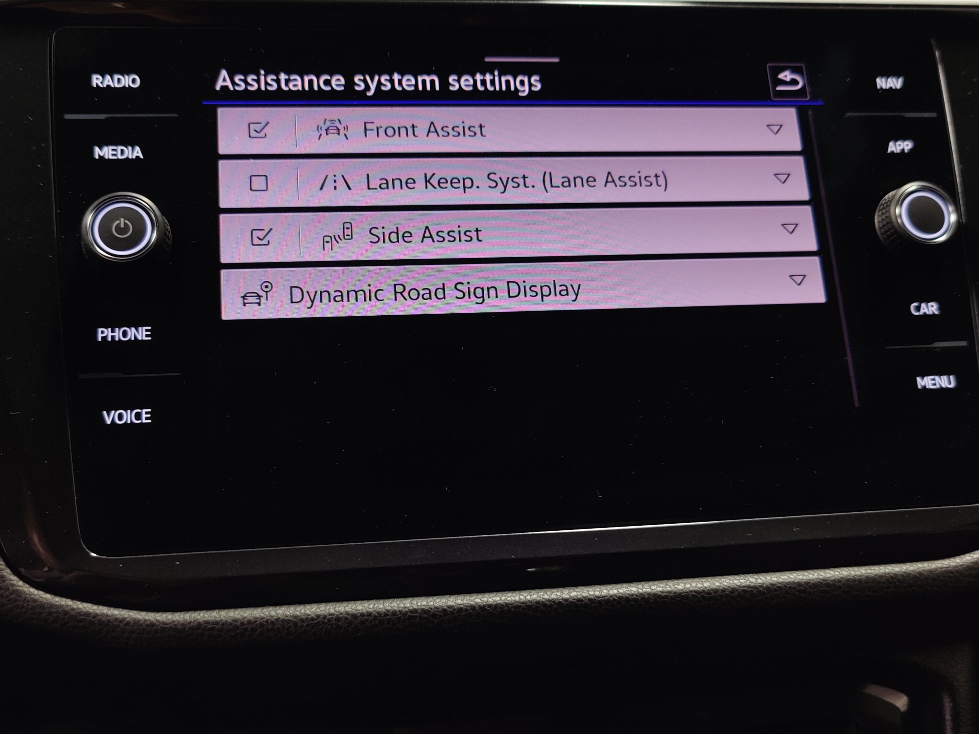2024 Volkswagen Tiguan SEL R-Line AWD w/Sunroof/Nav