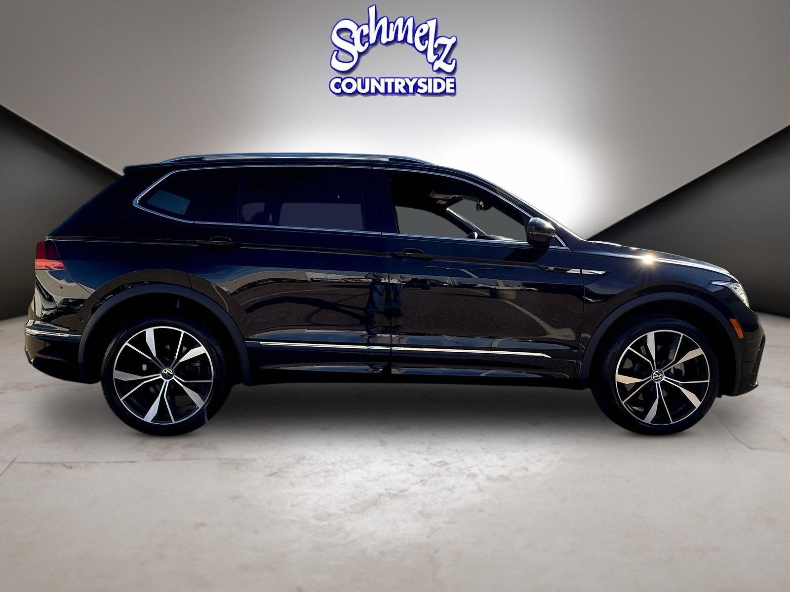 2024 Volkswagen Tiguan SEL R-Line AWD w/Sunroof/Nav