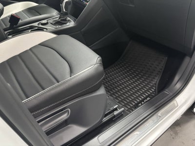 2025 Volkswagen Taos SEL