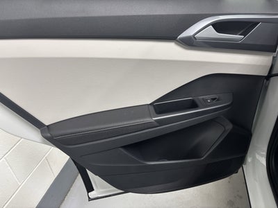 2025 Volkswagen Taos SEL