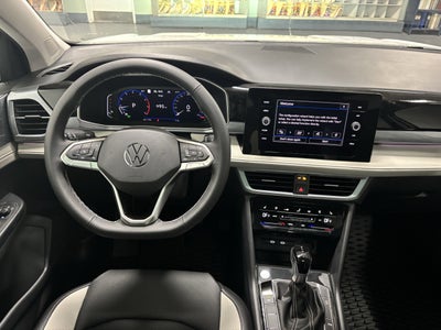 2025 Volkswagen Taos SEL