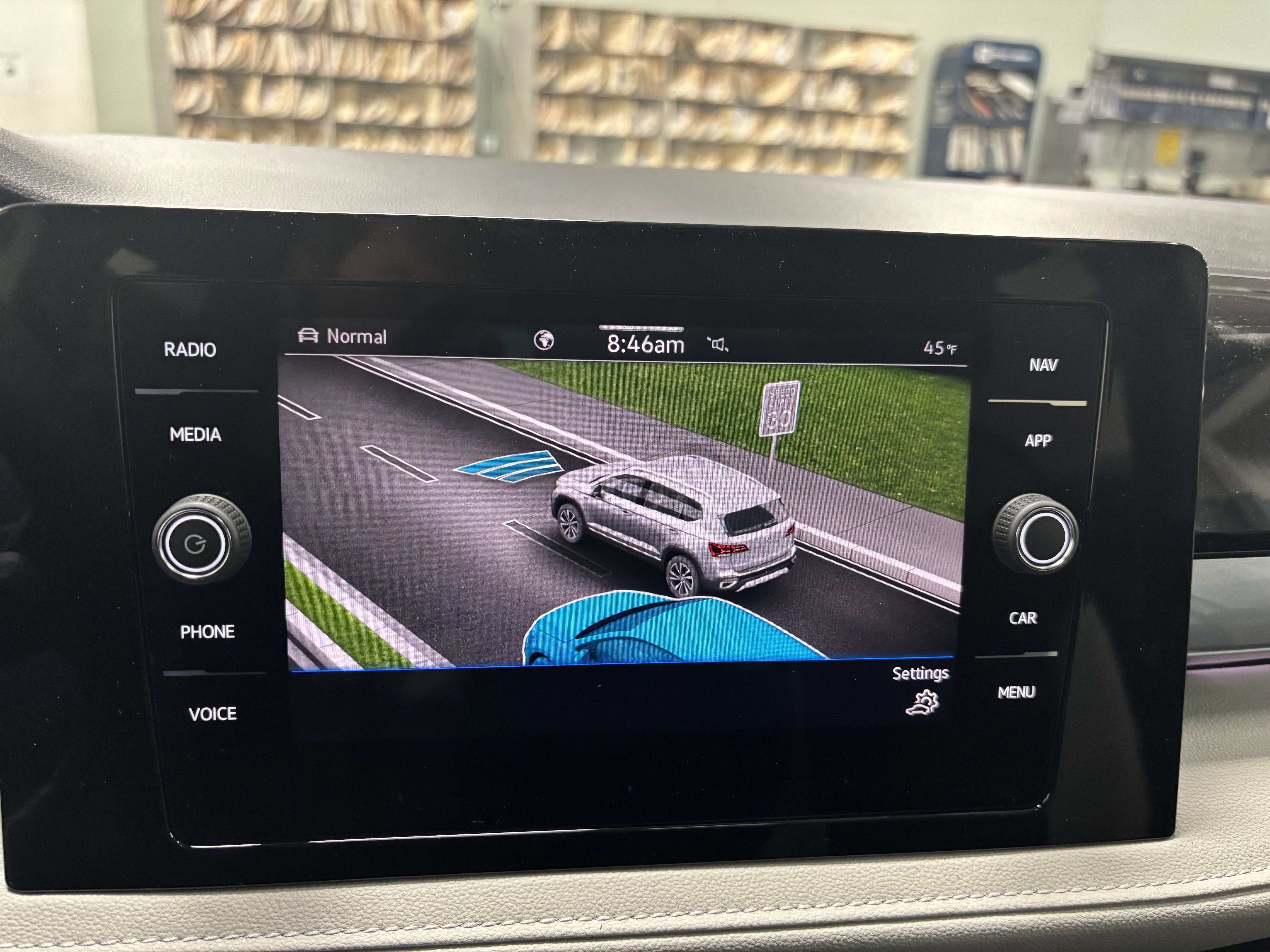 2025 Volkswagen Taos SEL