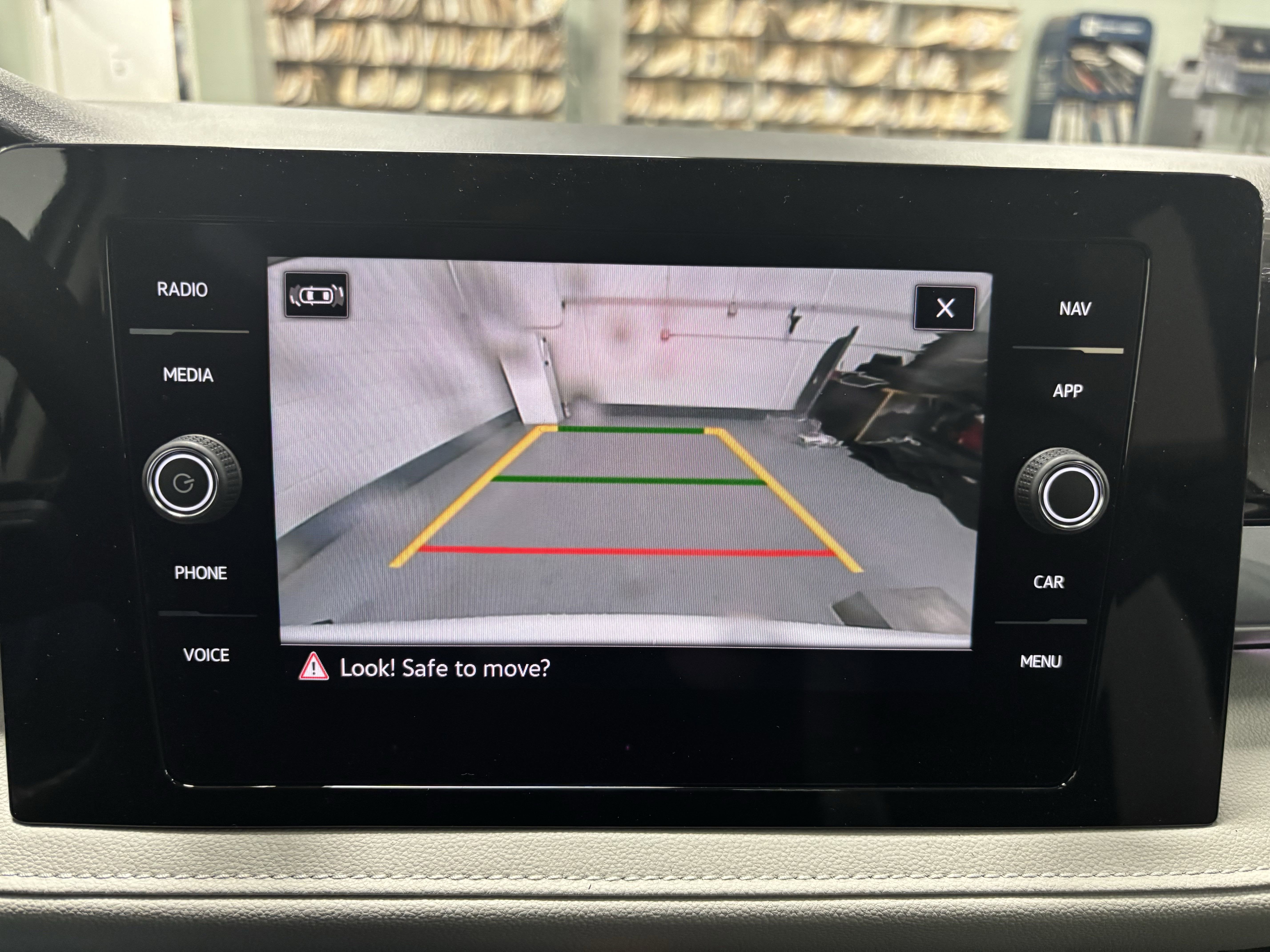 2025 Volkswagen Taos SEL