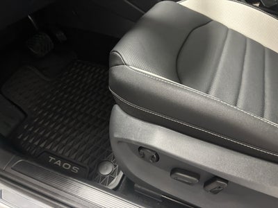 2025 Volkswagen Taos SEL
