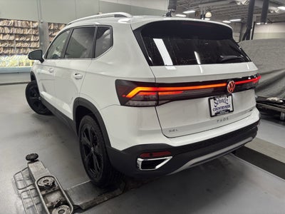 2025 Volkswagen Taos SEL