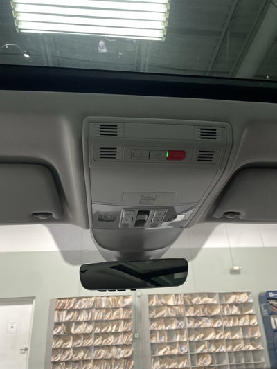 2025 Volkswagen Taos SEL