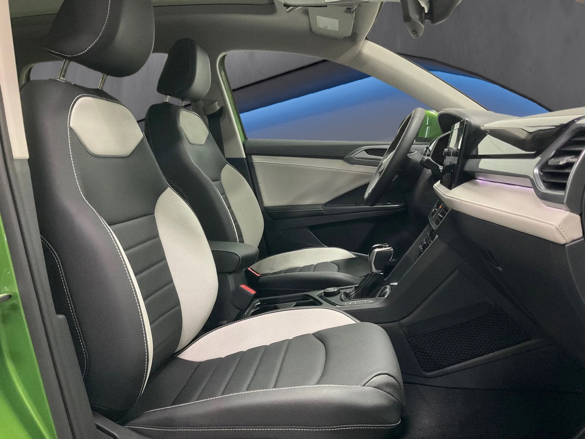 2026 Volkswagen Taos SEL