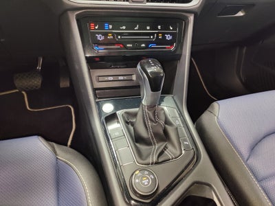 2025 Volkswagen Taos SEL AWD w/Sunroof/Nav