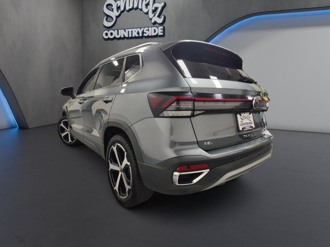 2025 Volkswagen Taos SEL AWD w/Sunroof & Nav