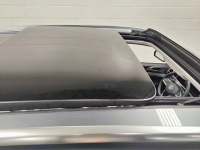 2025 Volkswagen Taos SEL AWD w/Sunroof & Nav