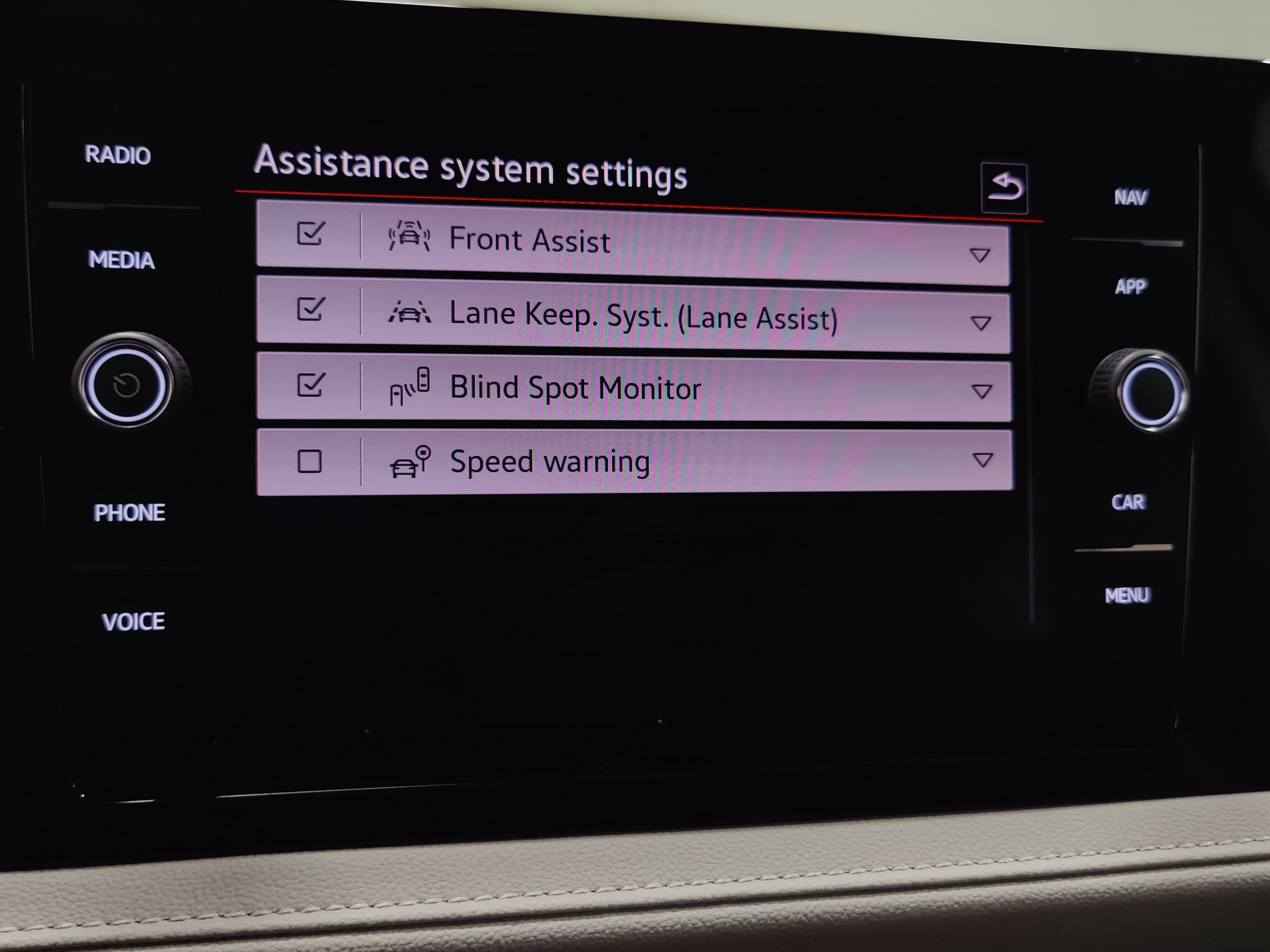 2025 Volkswagen Taos SEL AWD w/Sunroof & Nav