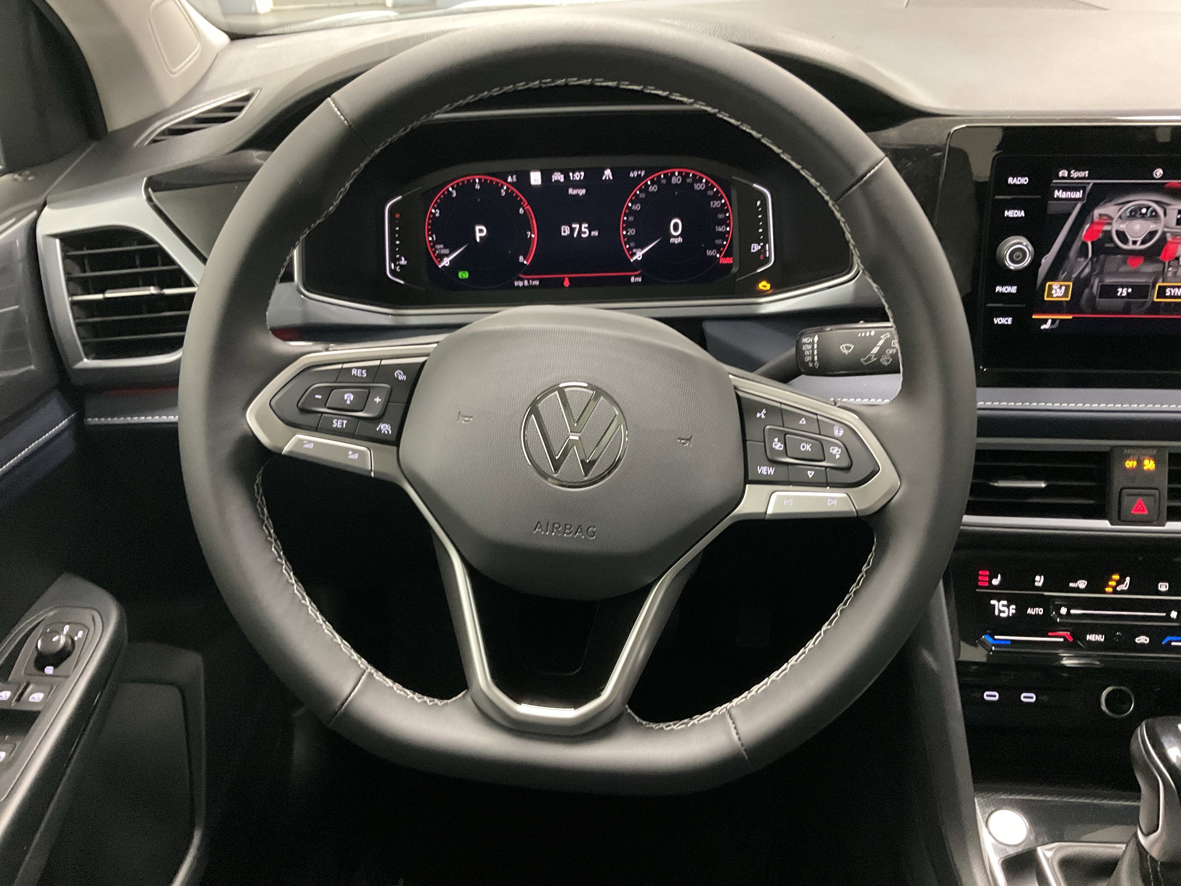 2026 Volkswagen Taos SEL