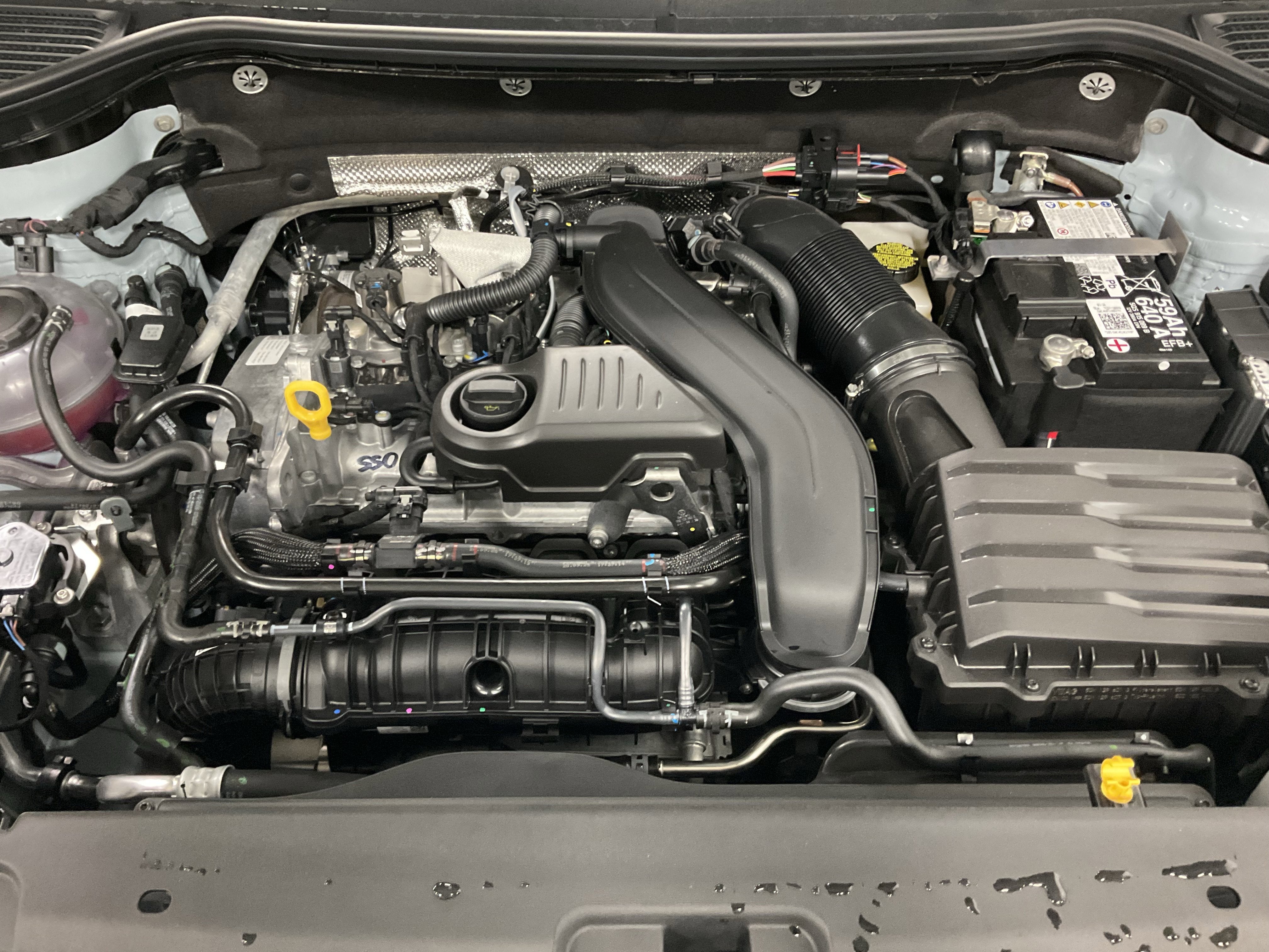 2026 Volkswagen Taos SEL