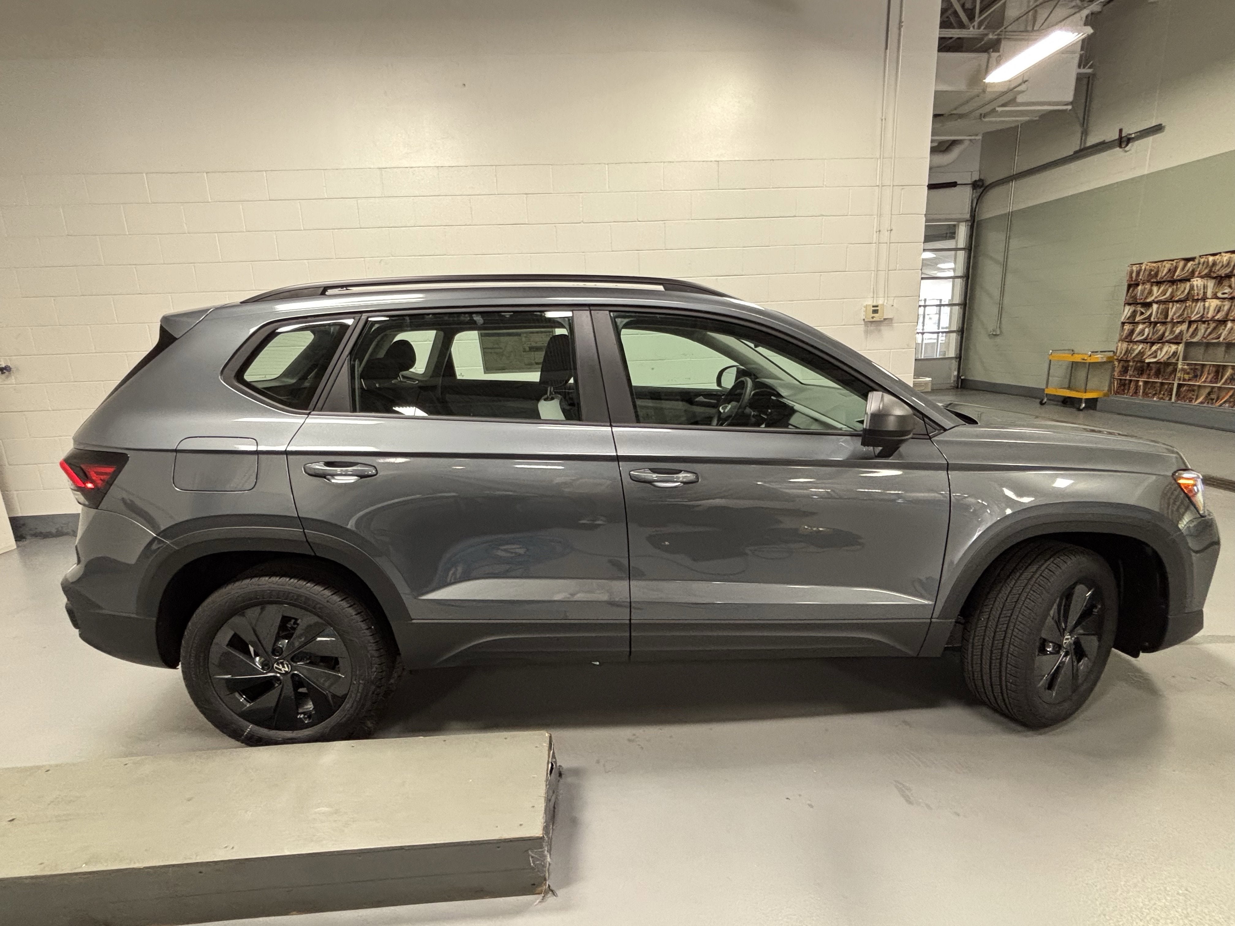 2025 Volkswagen Taos S