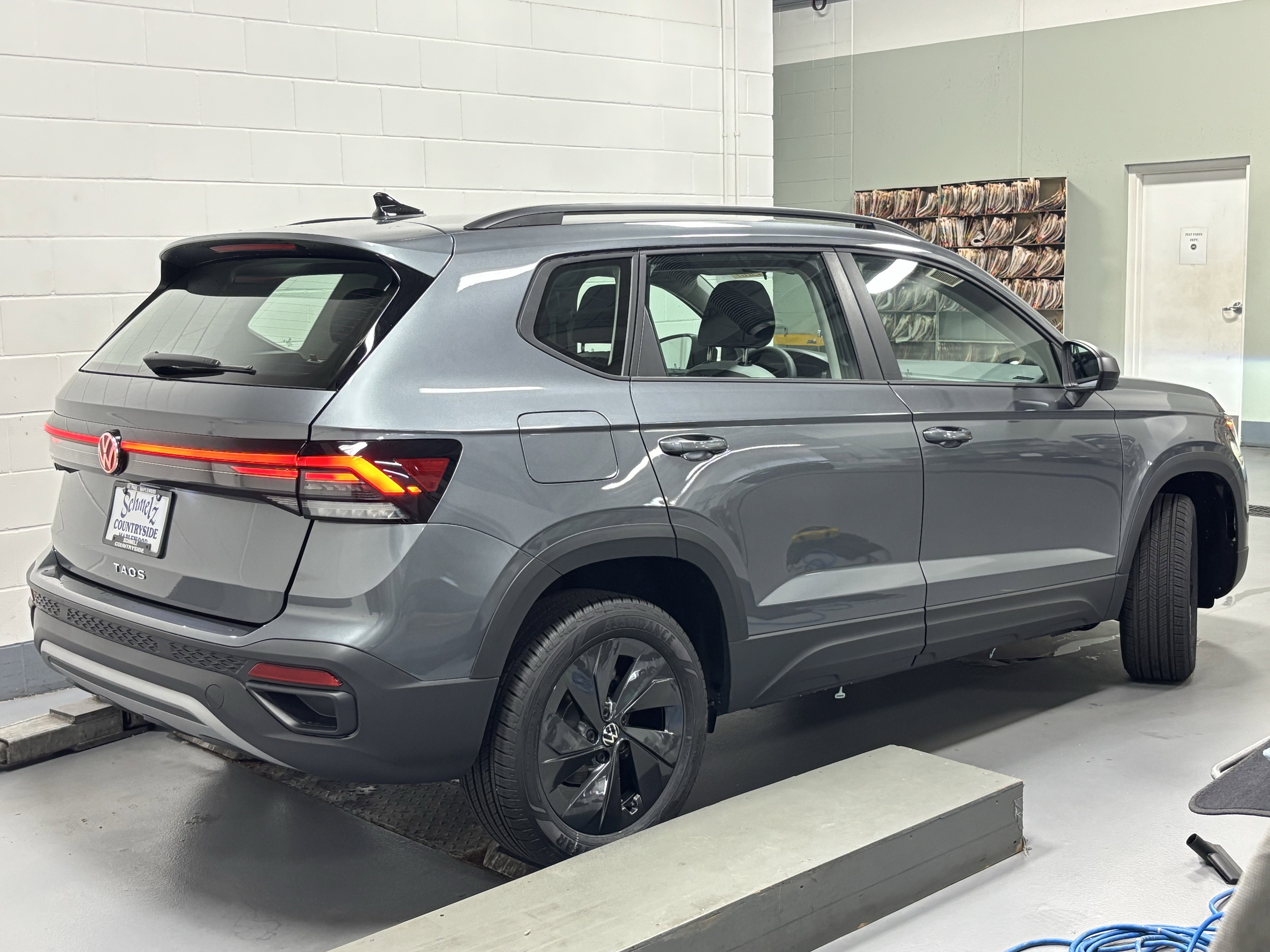 2025 Volkswagen Taos S