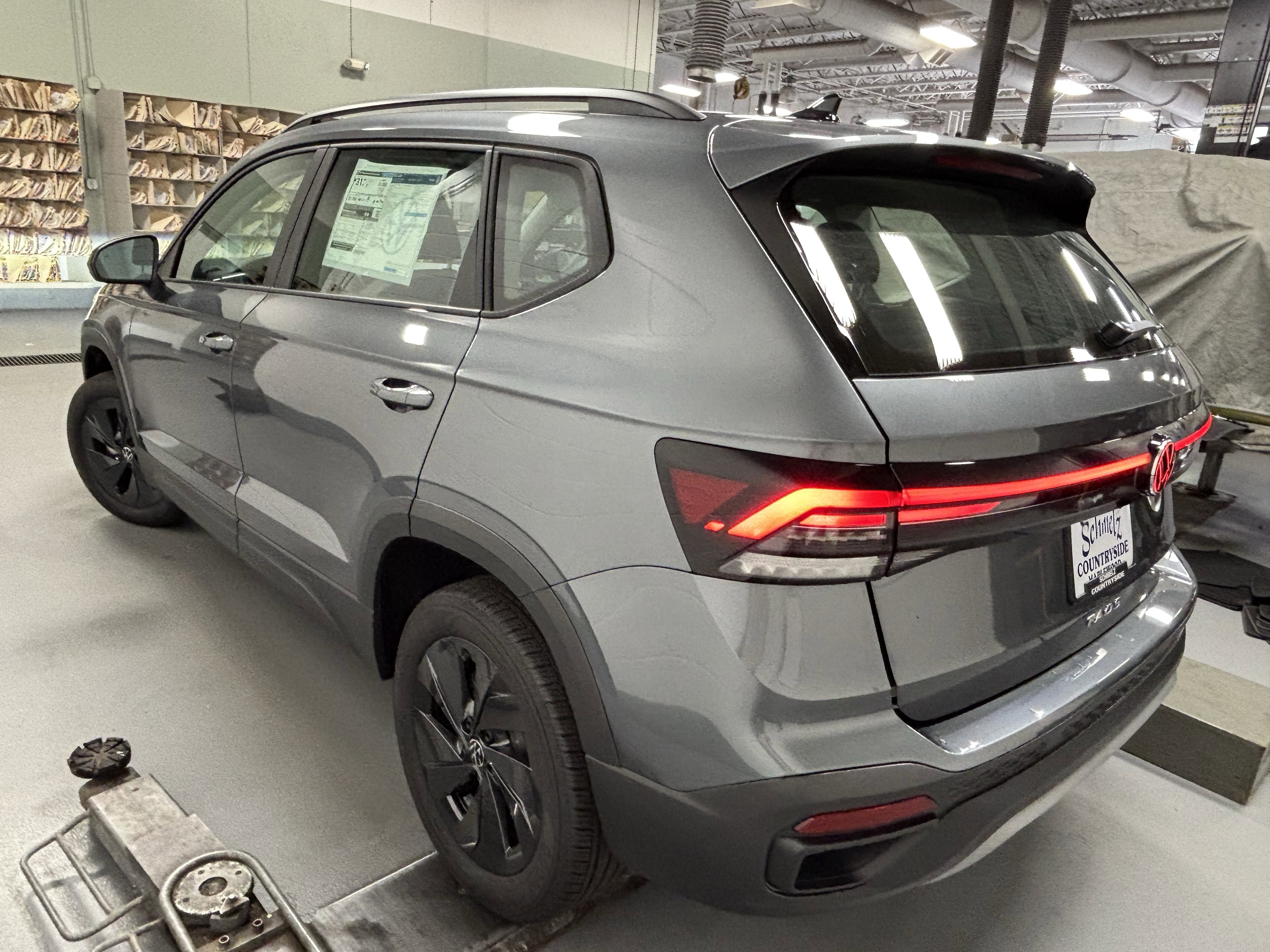 2025 Volkswagen Taos S